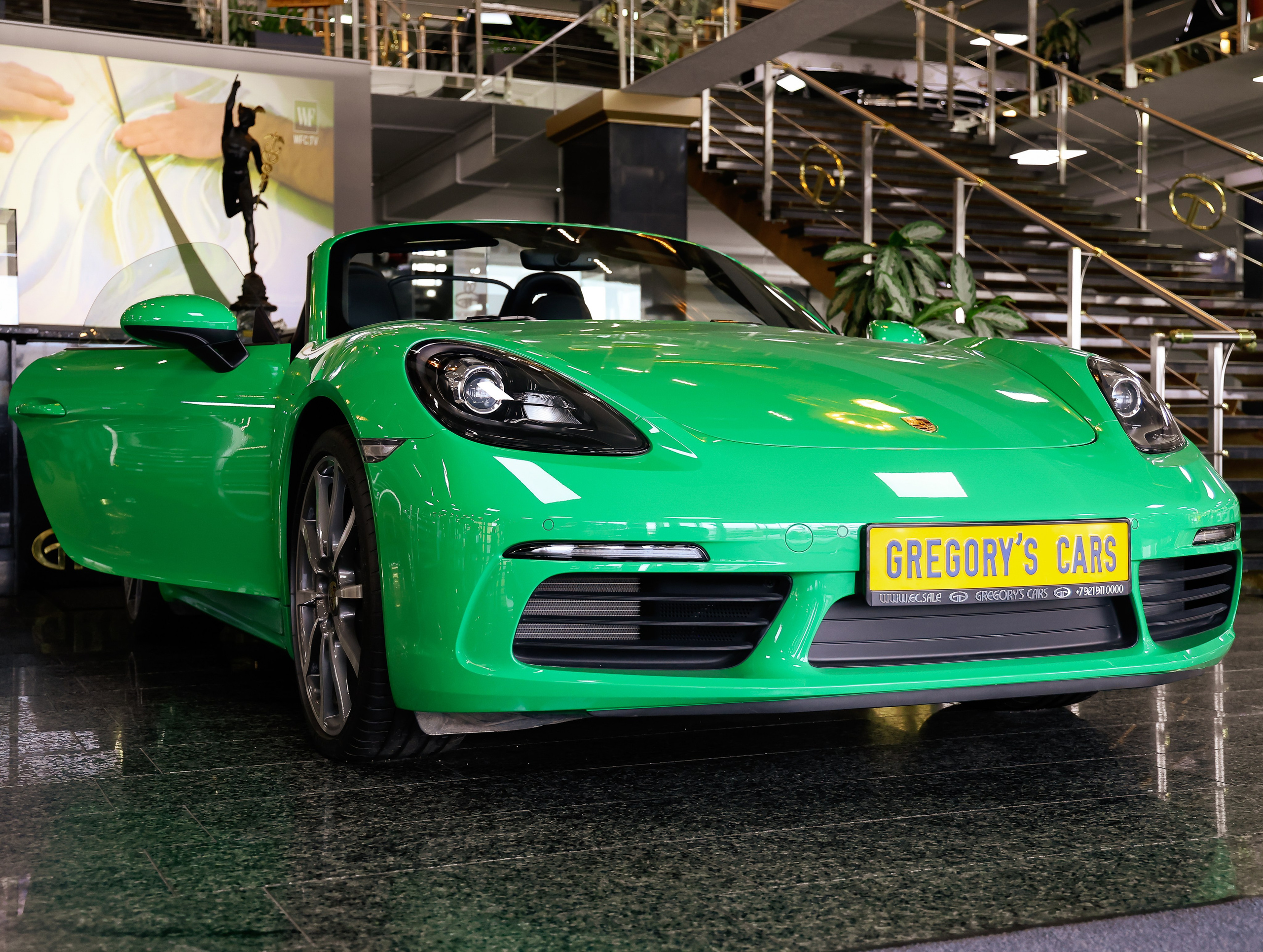 Porsche Boxster. NK