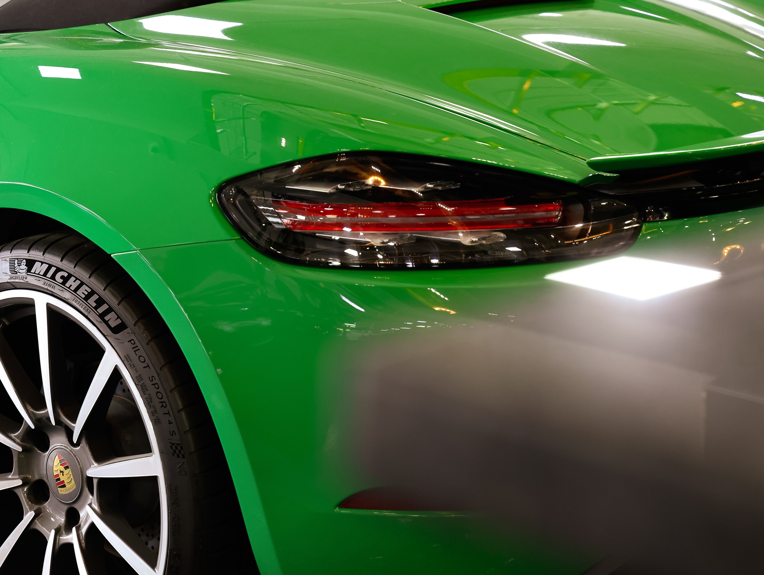 Porsche Boxster. NK