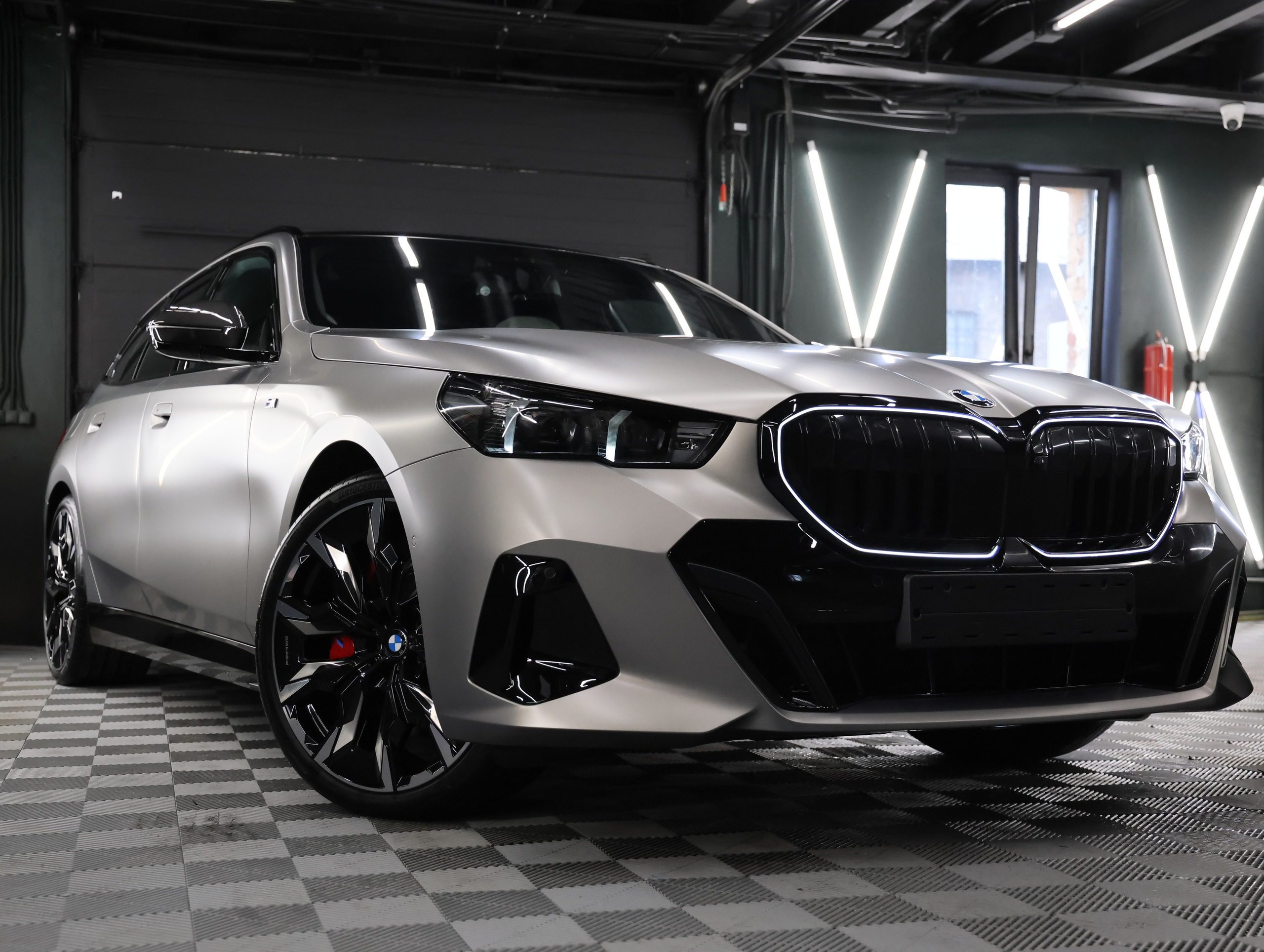 BMW 5. NK