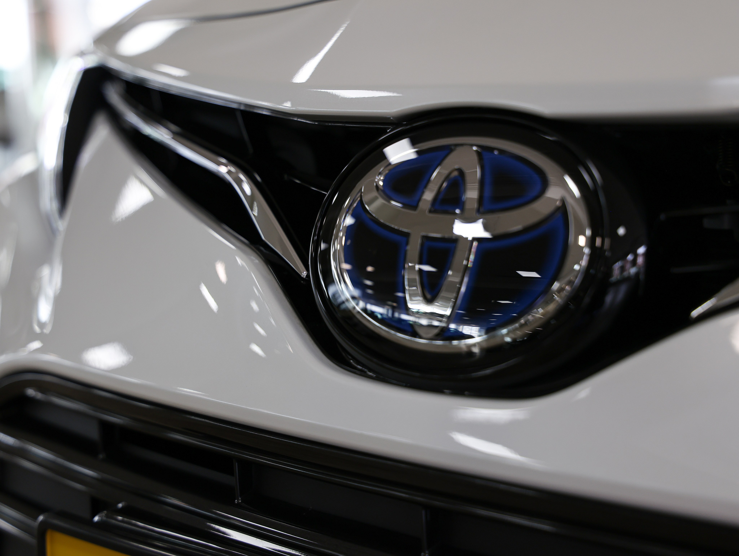 Toyota Camry. NK