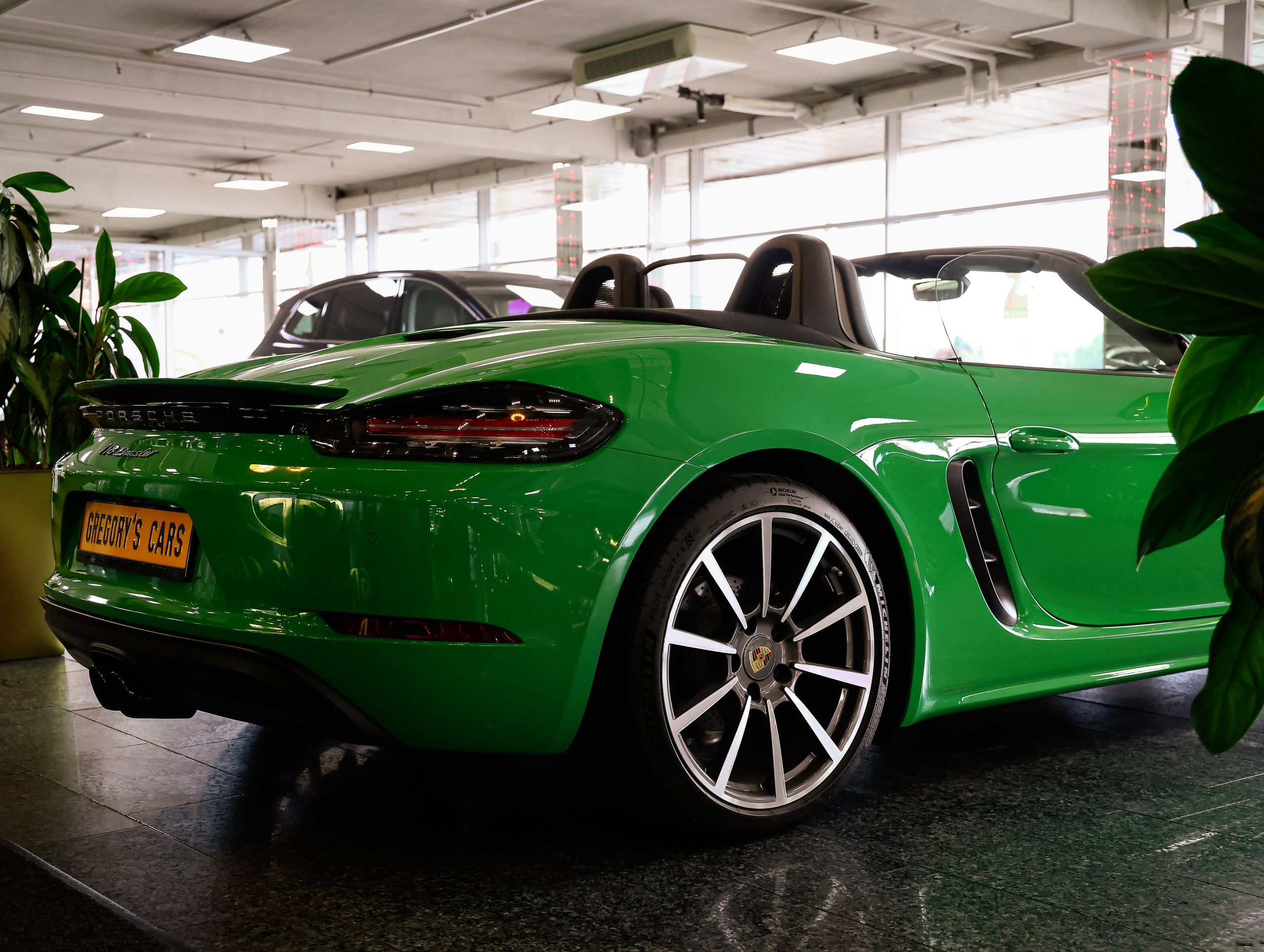 Porsche Boxster. NK