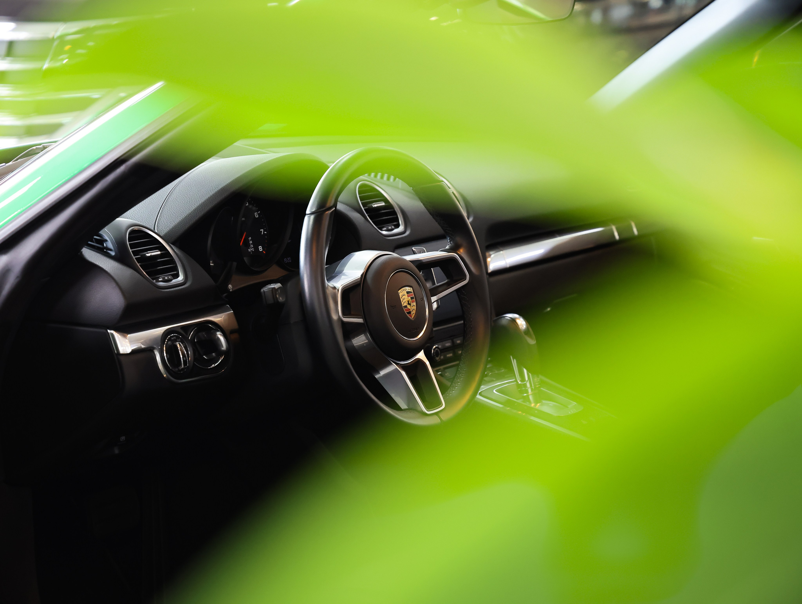 Porsche Boxster. NK