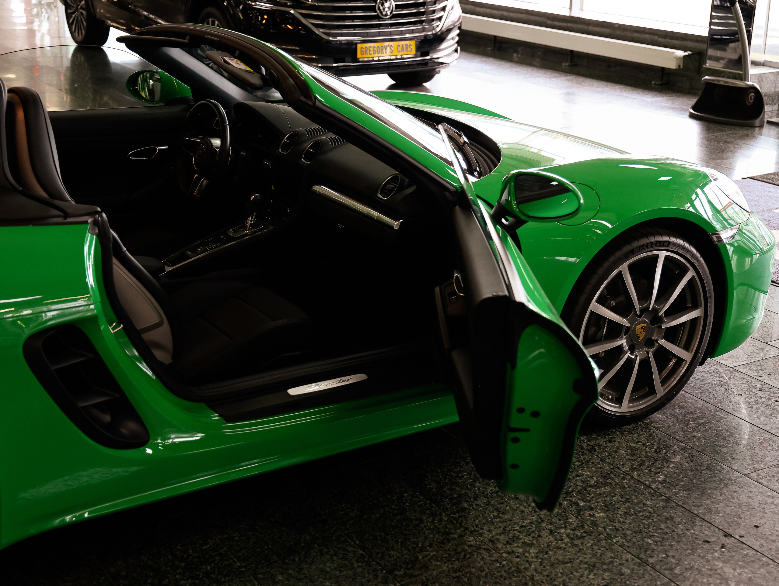 Porsche Boxster. NK