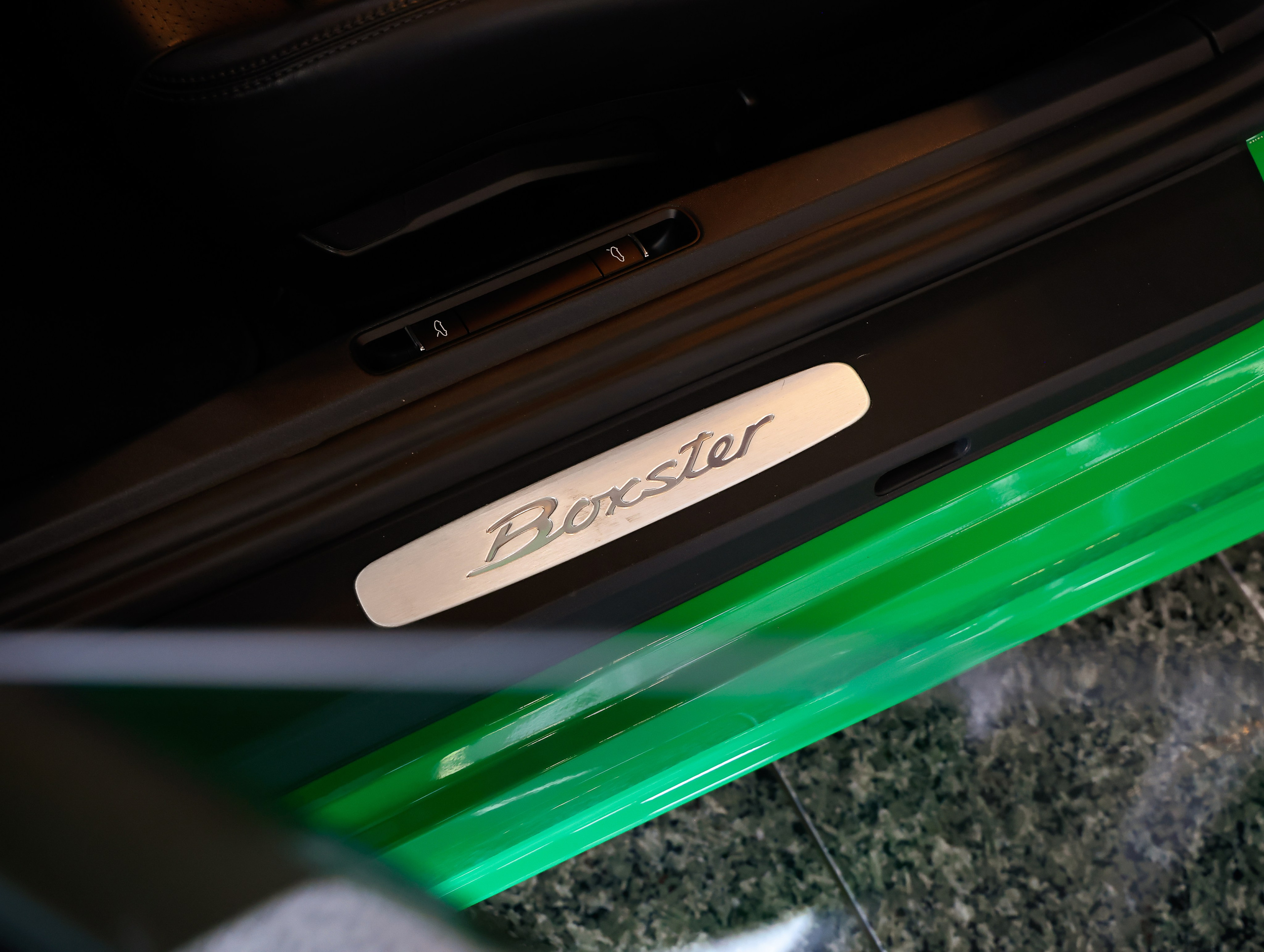Porsche Boxster. NK