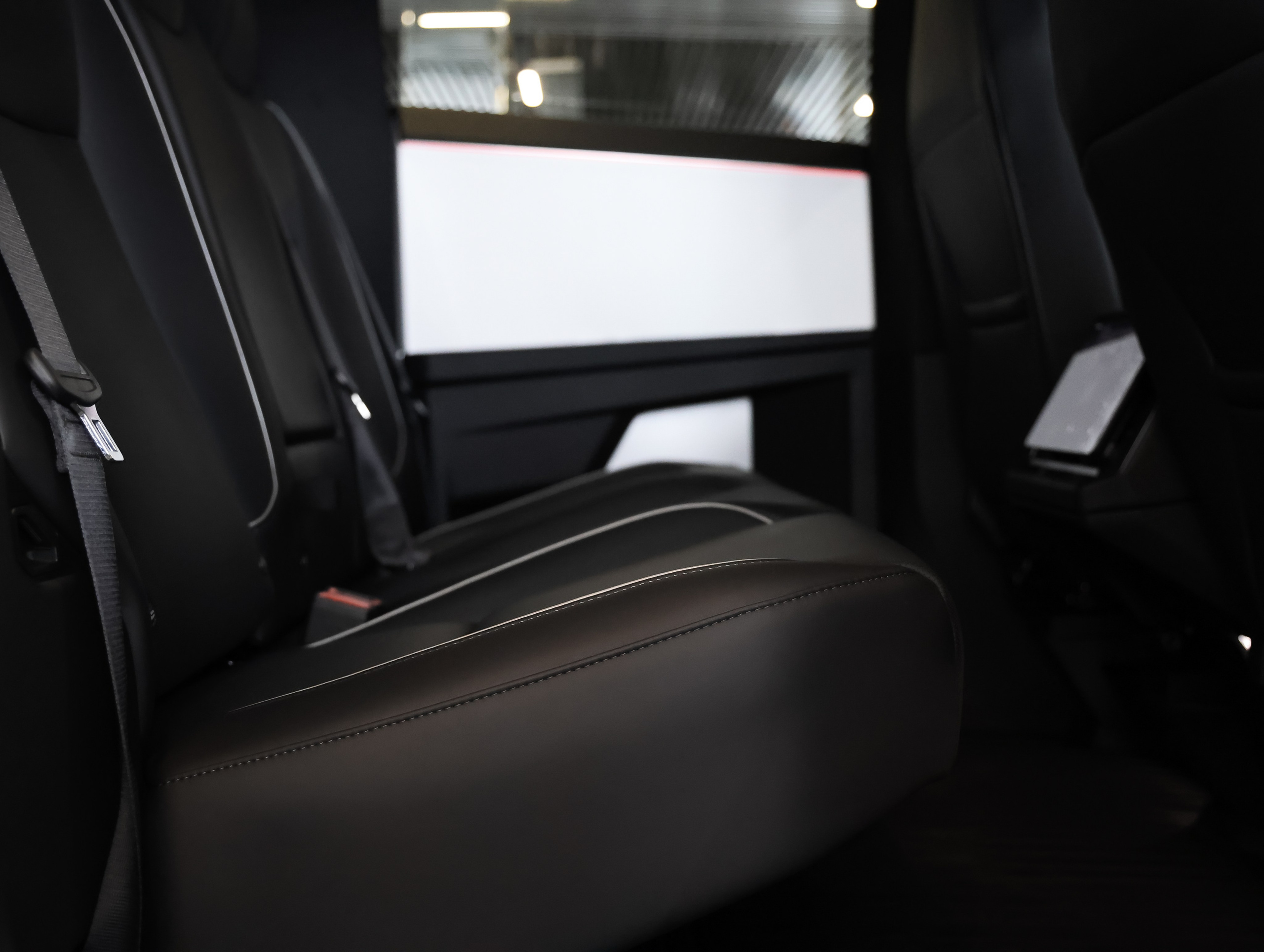 Tesla Cybertruck. NK