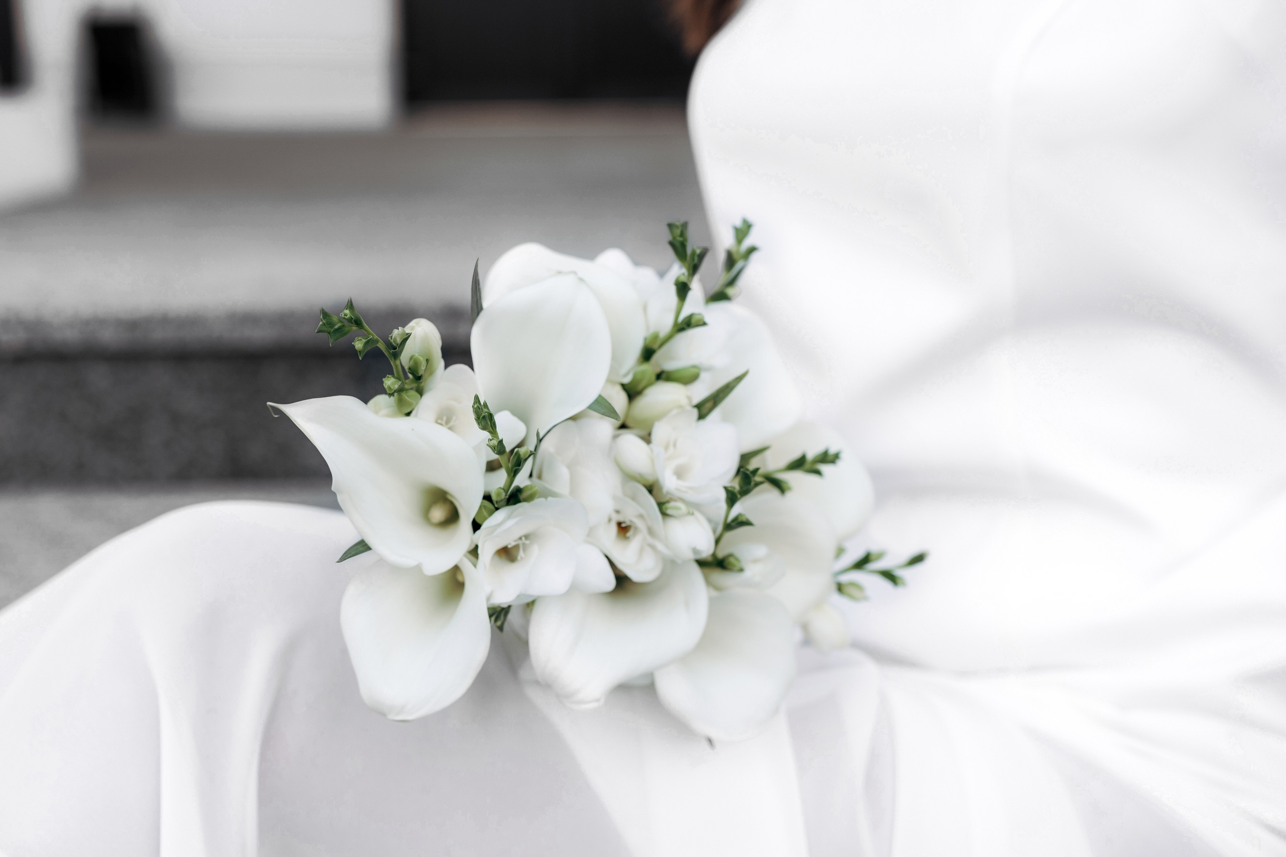 Любовь на фоне старого аэропорта. Ваш семейный фотограф в Минске — Вика Трегубова