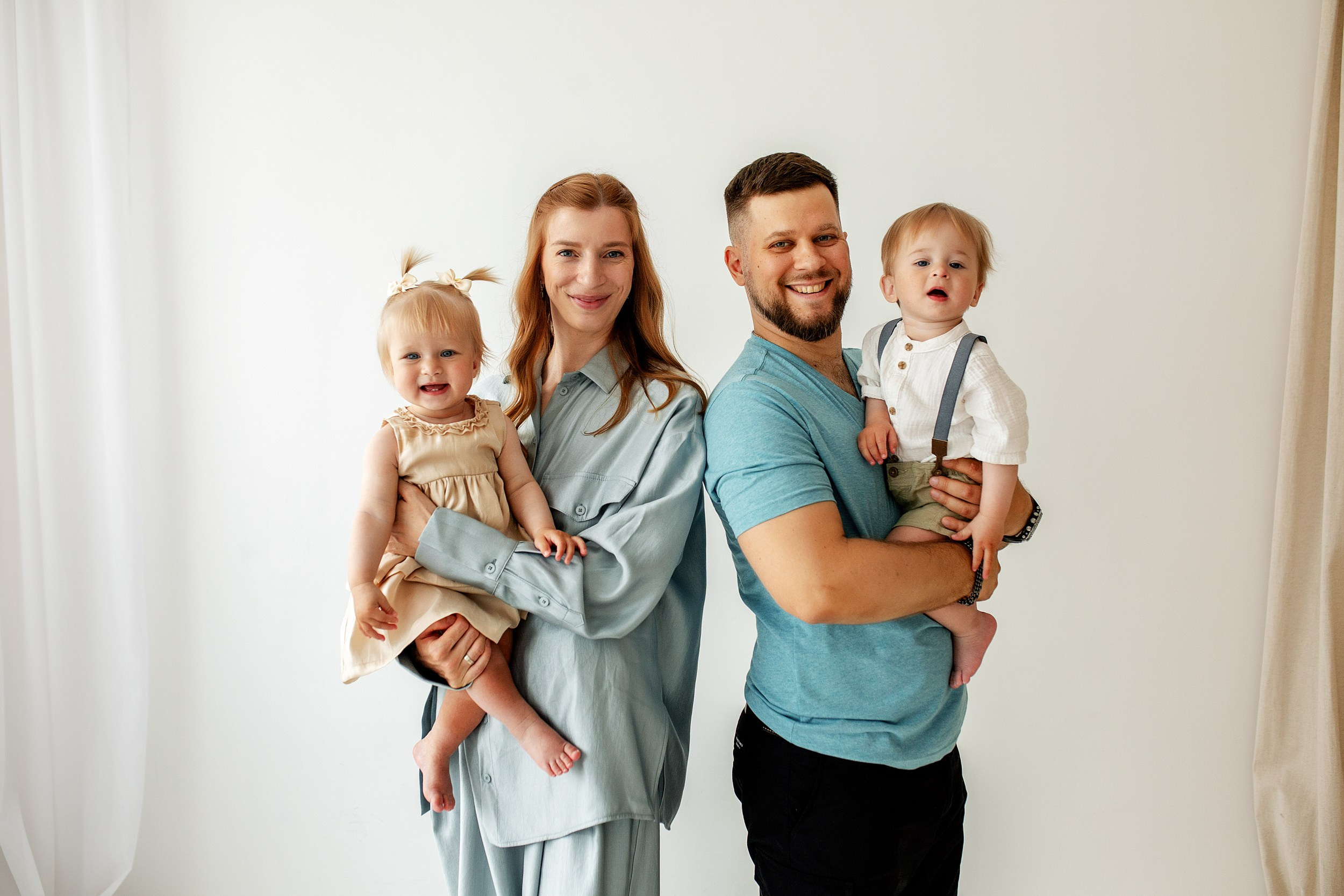 ВАРЯ и ИЛЬЯ 1 год. Фотограф новорожденных Оксана Полевская