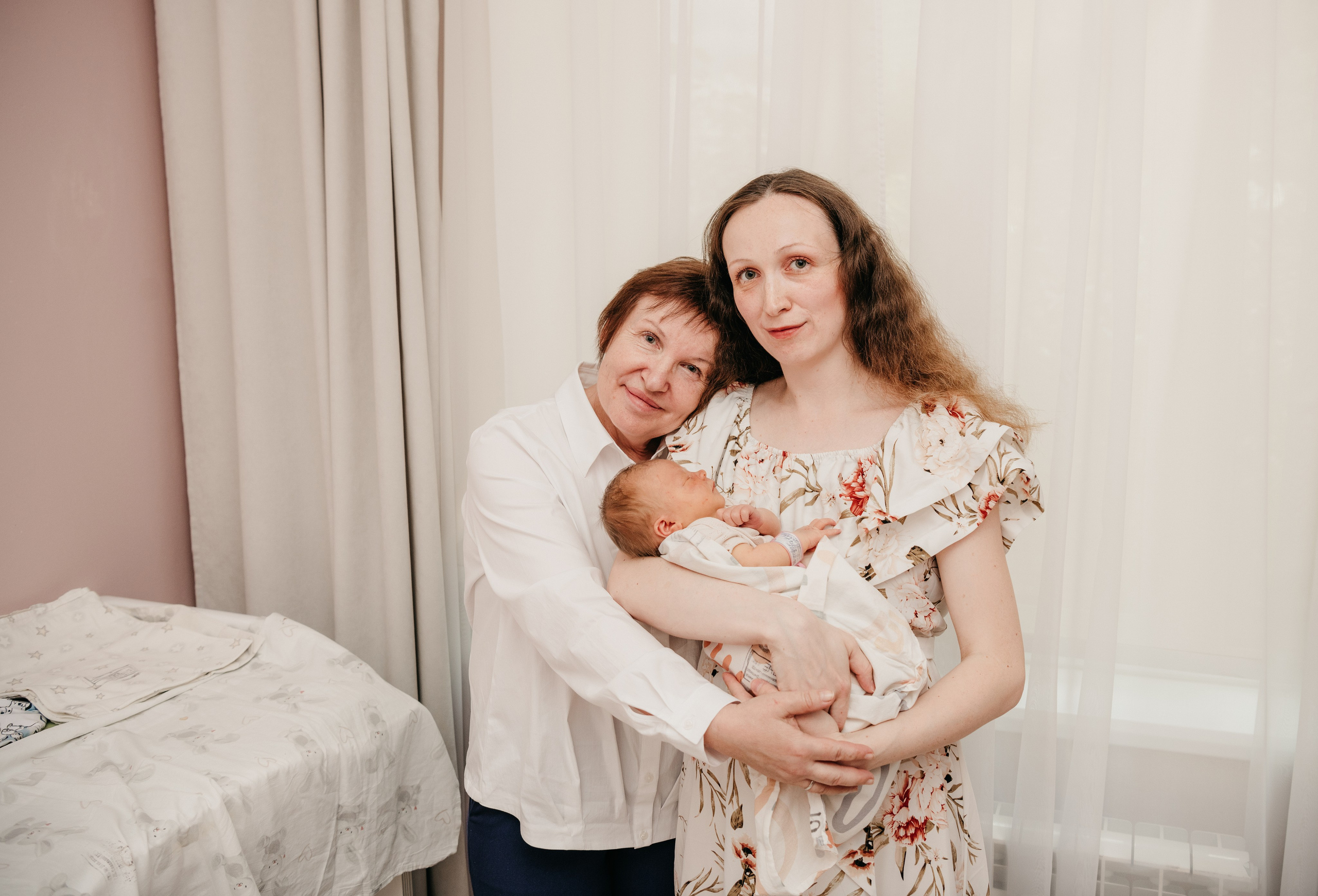 Выписка Виктории. Фотограф на выписку из роддома в Москве и МО