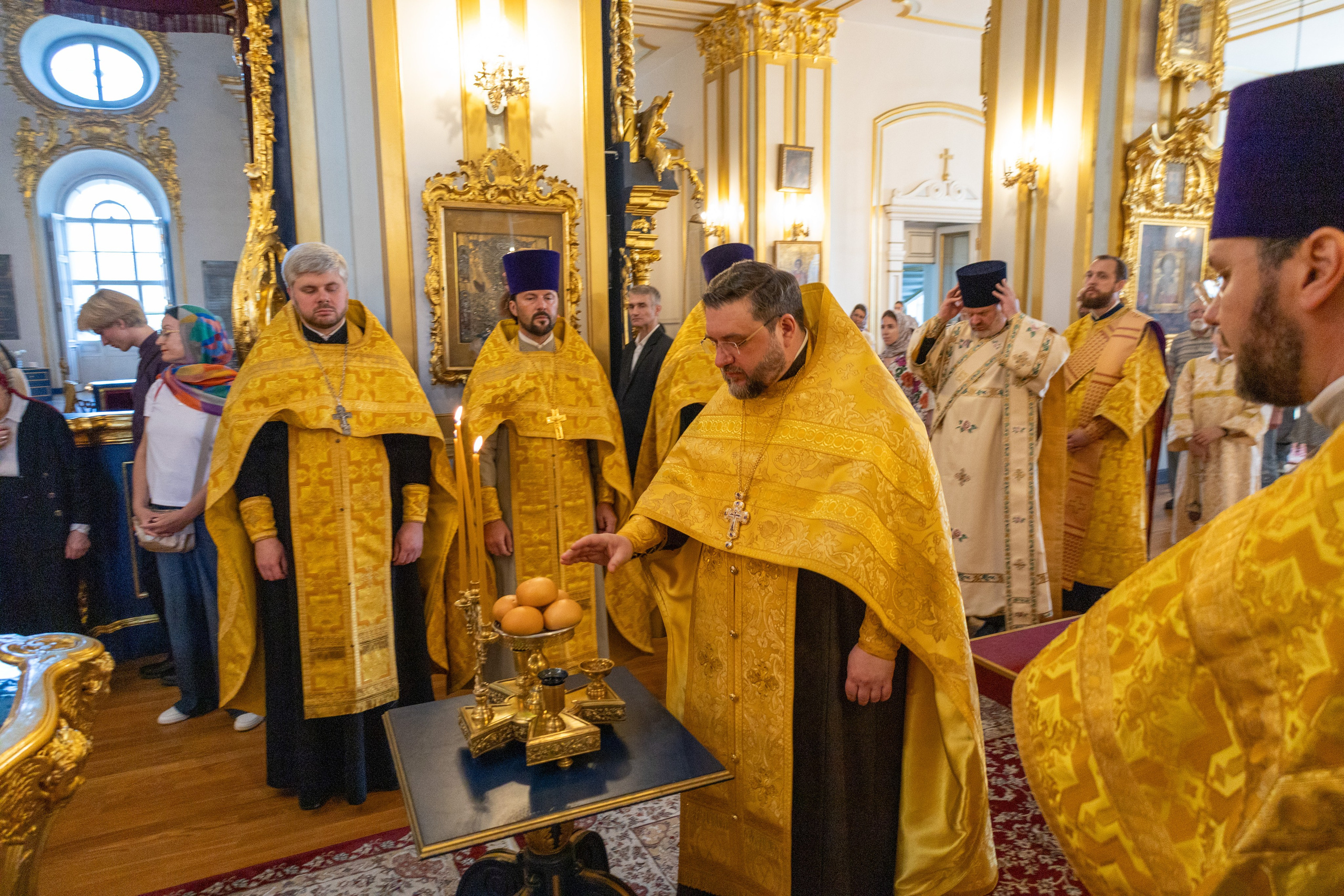 СЛАВНЫХ И ВСЕХВАЛЬНЫХ ПЕРВОВЕРХОВНЫХ АПОСТОЛОВ ПЕТРА И ПАВЛА. НИКОЛО-БОГОЯВЛЕНСКИЙ МОРСКОЙ СОБОР