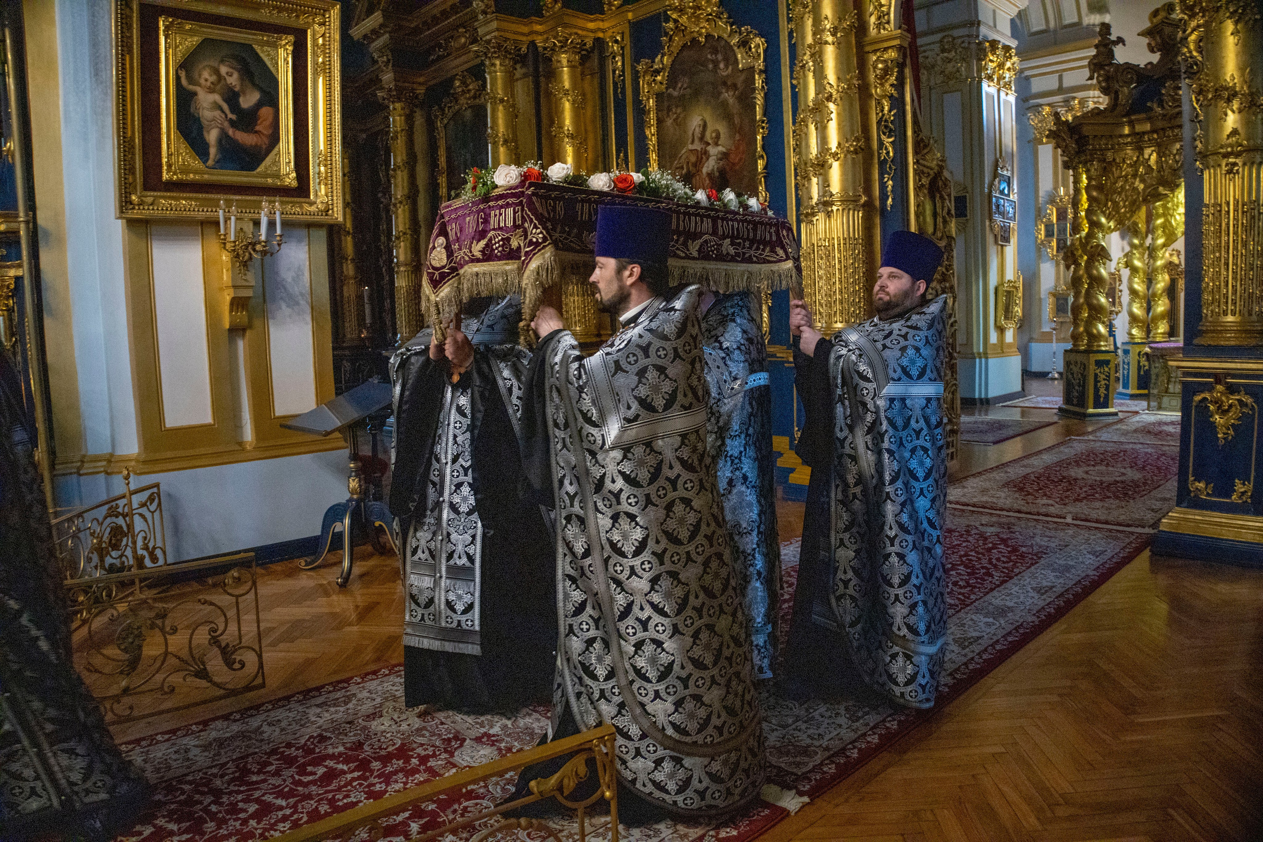 ЧИН ПОГРЕБЕНИЯ СПАСИТЕЛЯ. НИКОЛО-БОГОЯВЛЕНСКИЙ МОРСКОЙ СОБОР