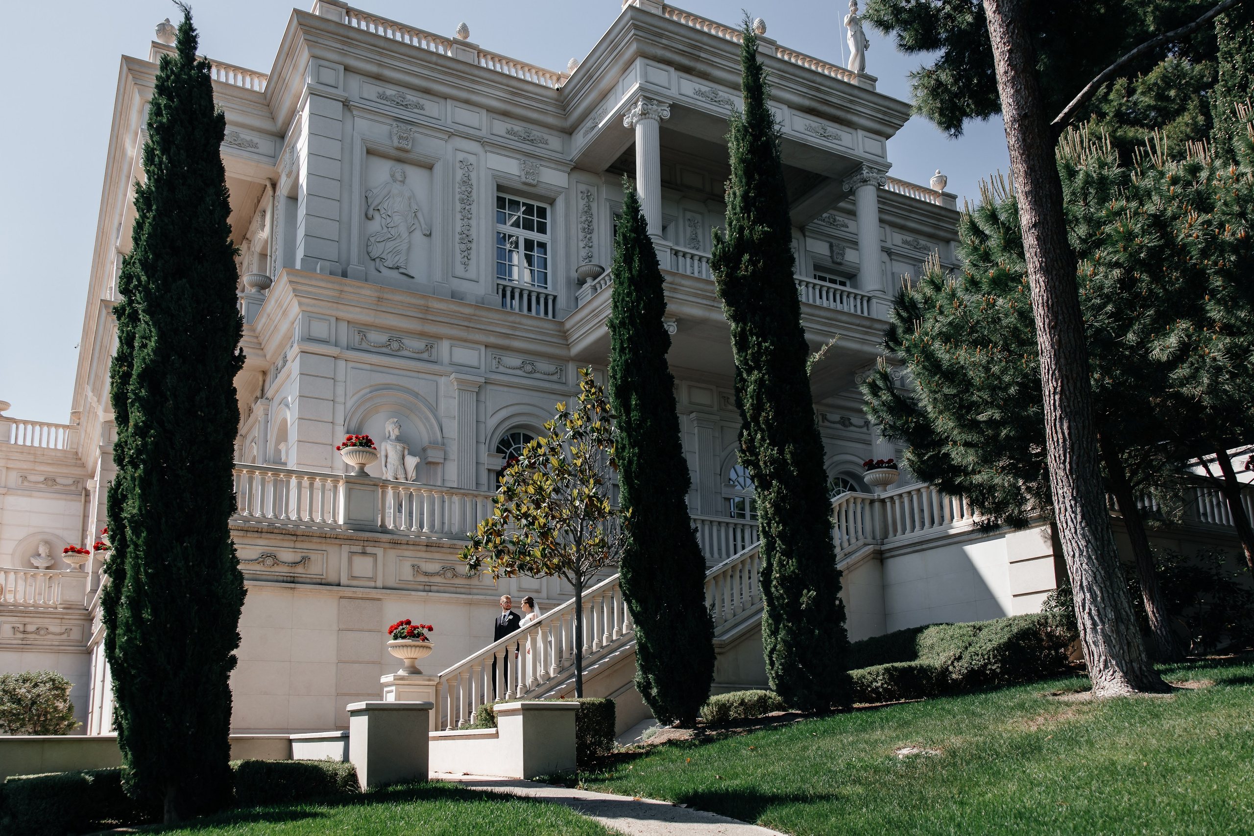 Анонс свадьбы Иры и Никиты. Прогулка в отеле Крымский Бриз. Свадебный фотограф в Крыму и Севастополе Ольга Баскакова