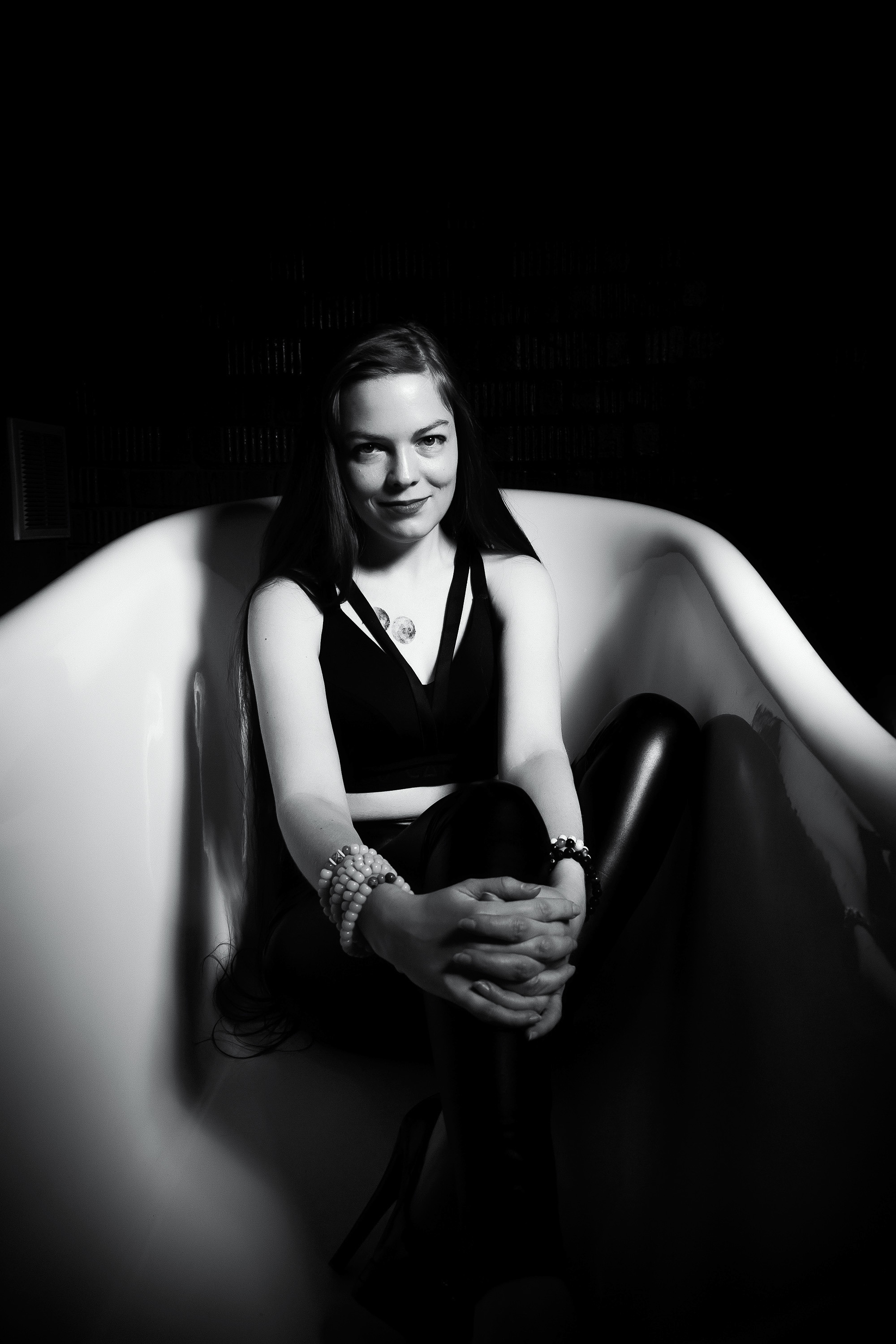 Q-студия. Пандора. Артем Ершов. Фотограф, Тверь