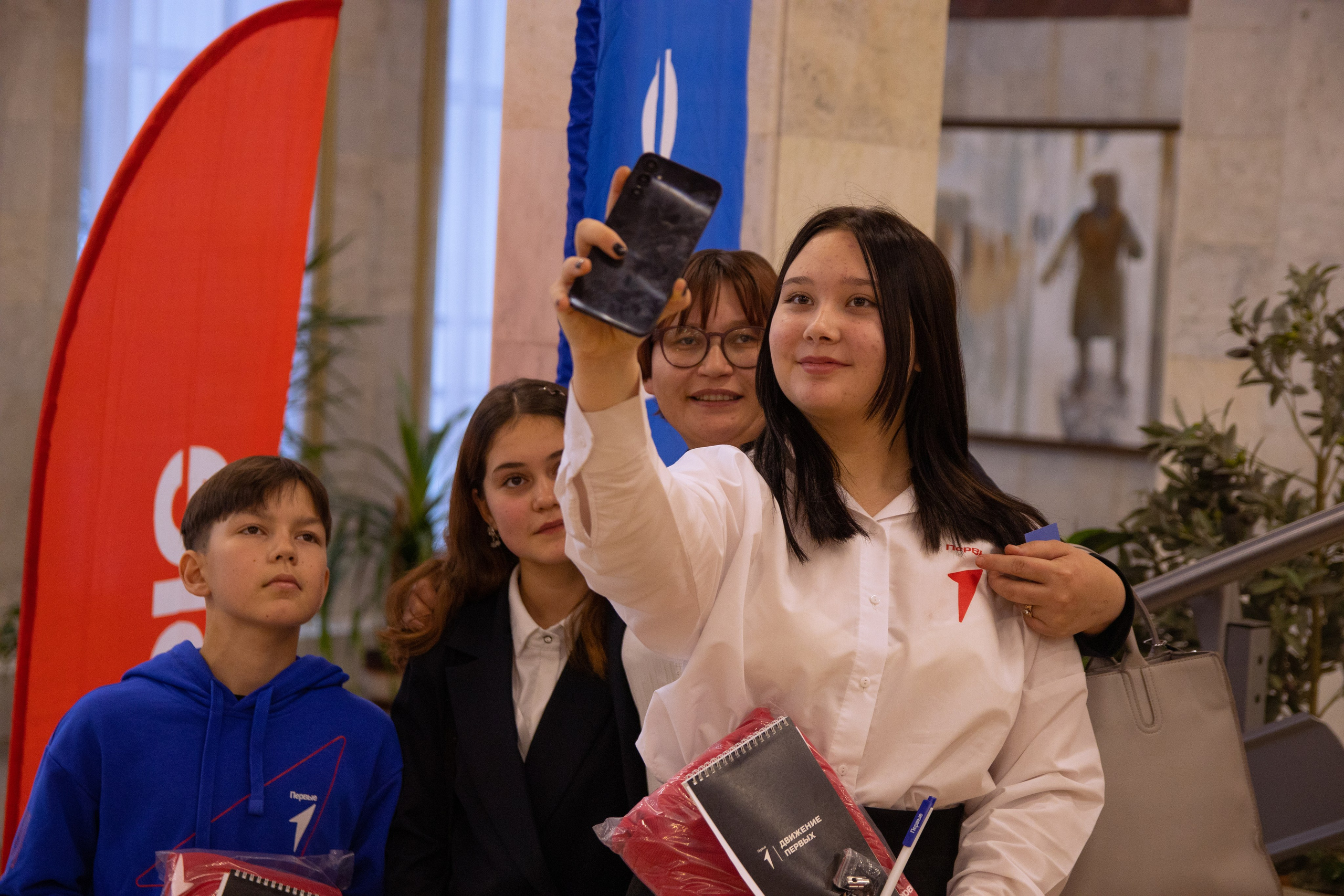 Движение первых 2024 — 2025. Маслухин Дмитрий — Ваш Фотограф