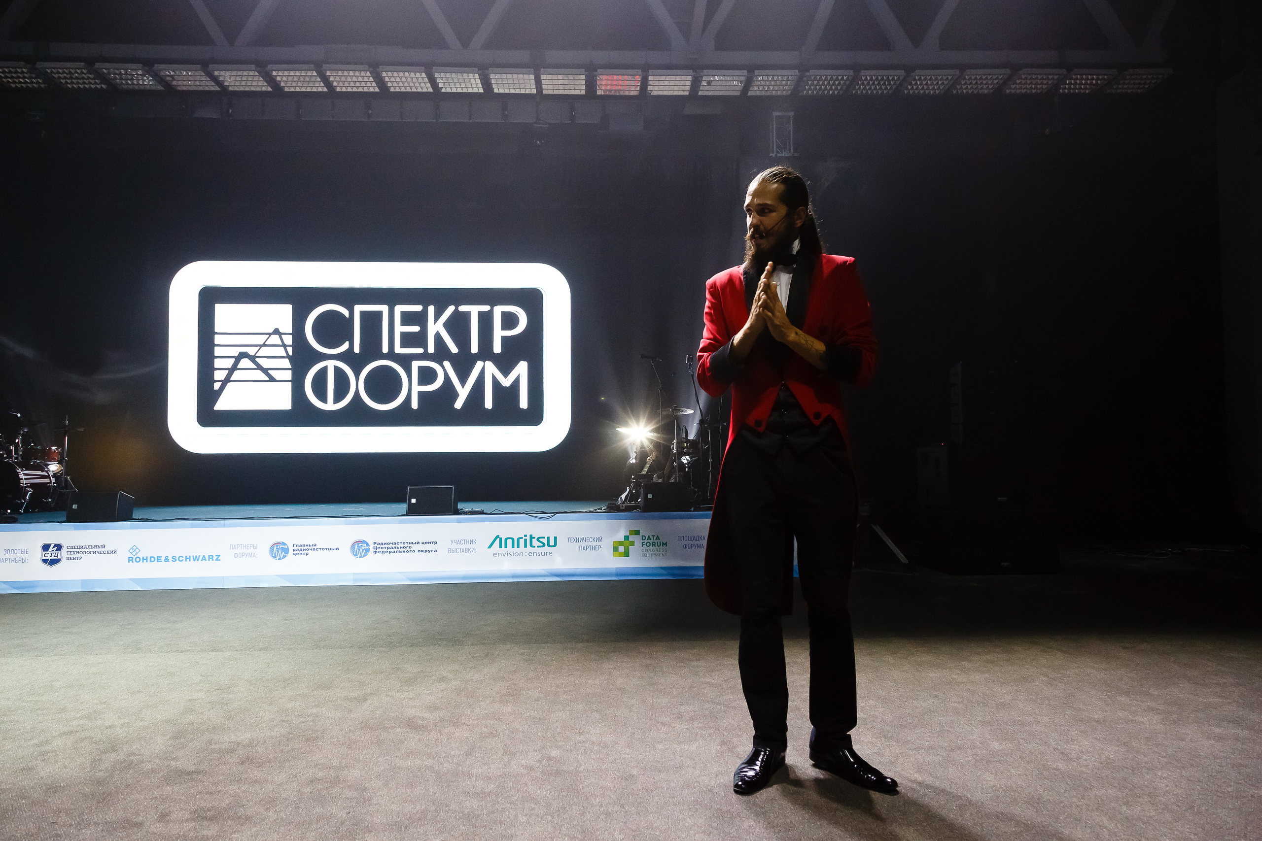 Спектр. Репортажный и семейный фотограф видеограф в Москве