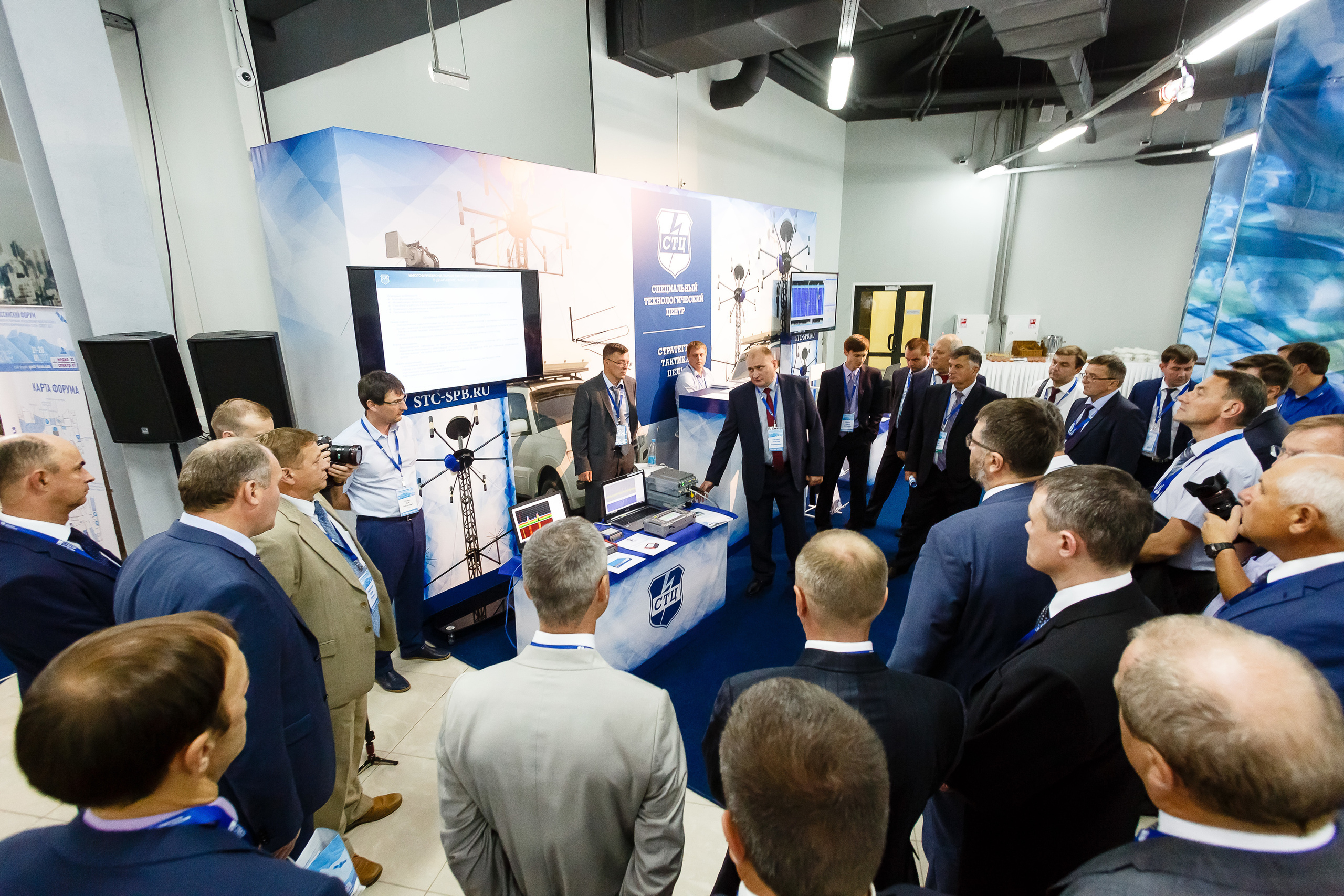 Спектр. Репортажный и семейный фотограф видеограф в Москве