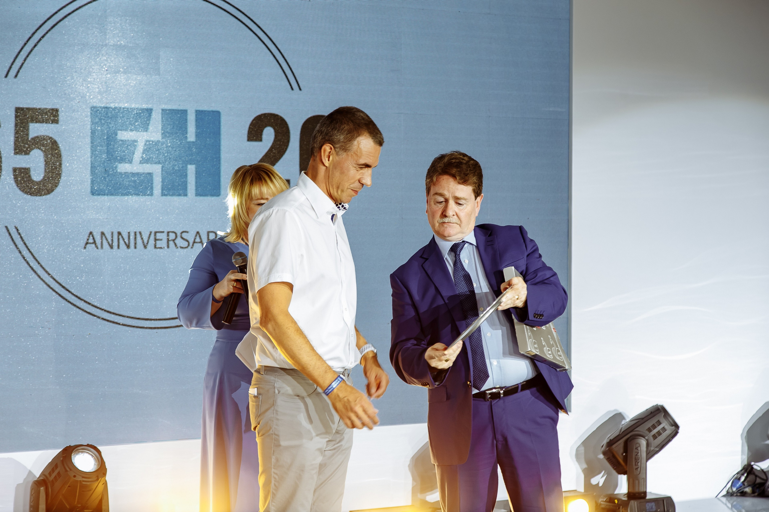 65EH20 Гала ужин. Репортажный и семейный фотограф видеограф в Москве