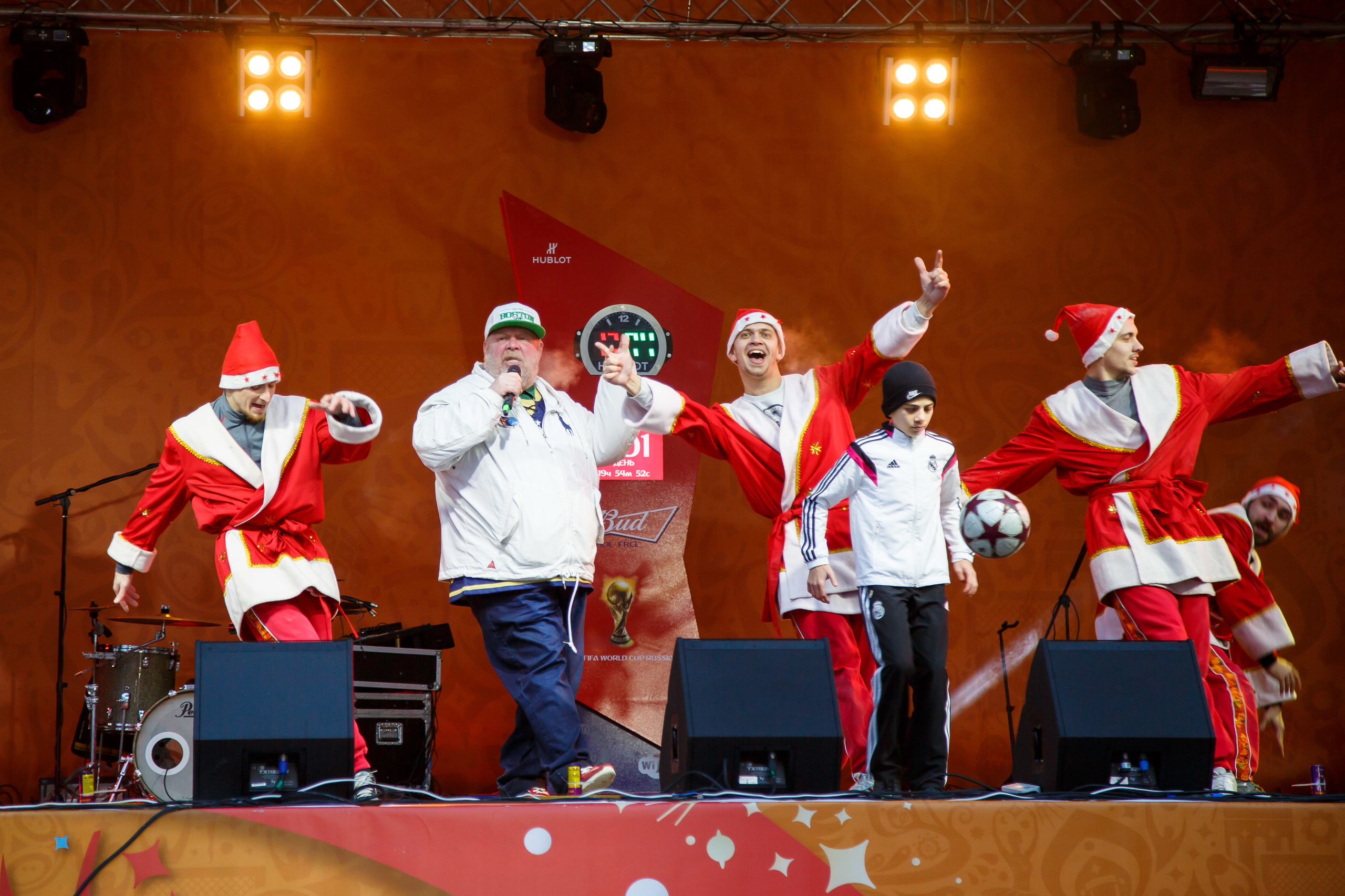 BUD. Репортажный и семейный фотограф видеограф в Москве