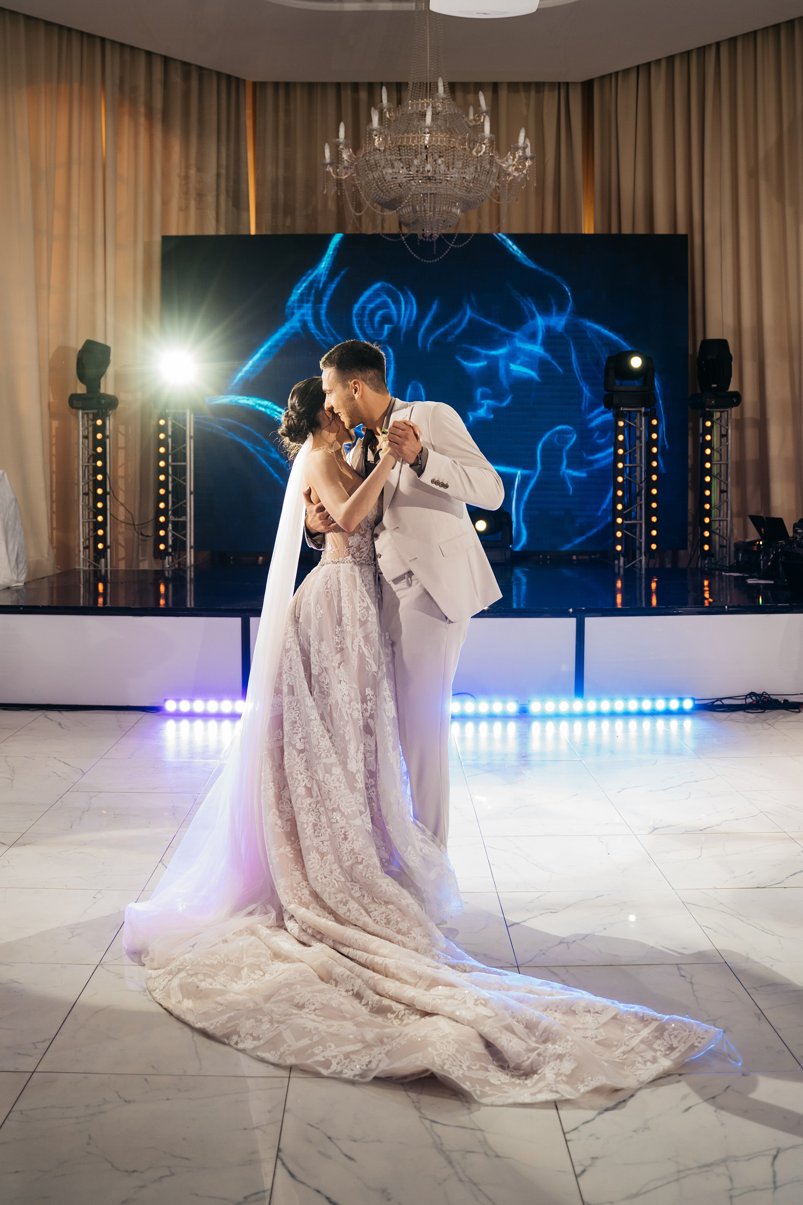 Рина и Кирилл. Julia Nikolskaya