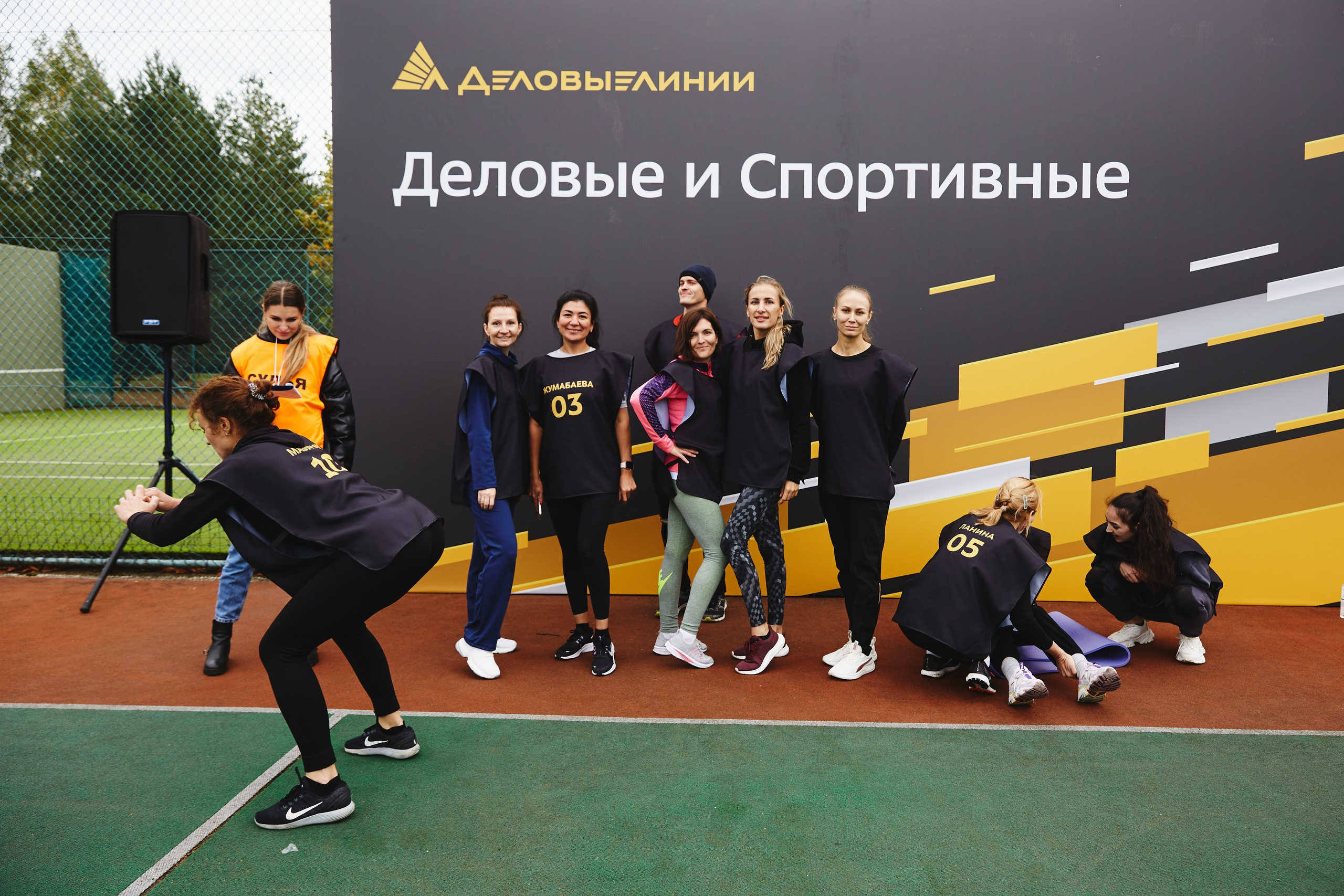 Фотограф на тимбилдинг: спортивное командообразование за городом. КонТайм: профессиональная съемка для организаций