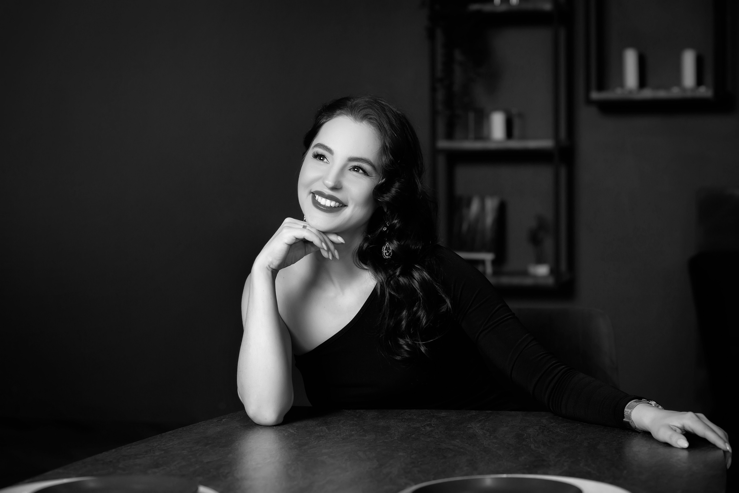 Съемка в стиле «Кинозвезда», фотосессия в Санкт-Петербурге. Портретные фотосессии, контент-съемки, репортаж