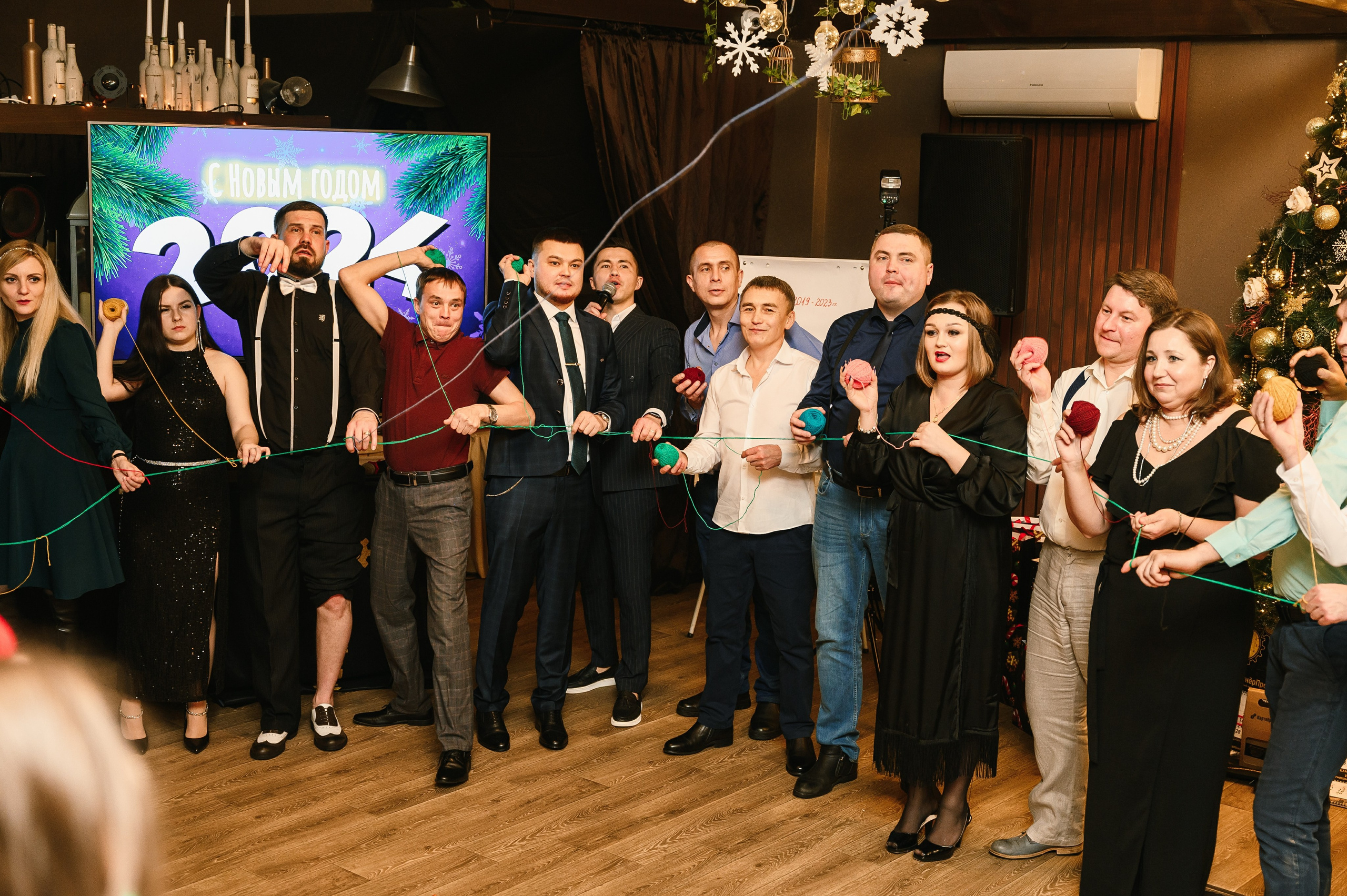 Новогодний корпоратив в «Алых парусах». Wedding and family photographer USA