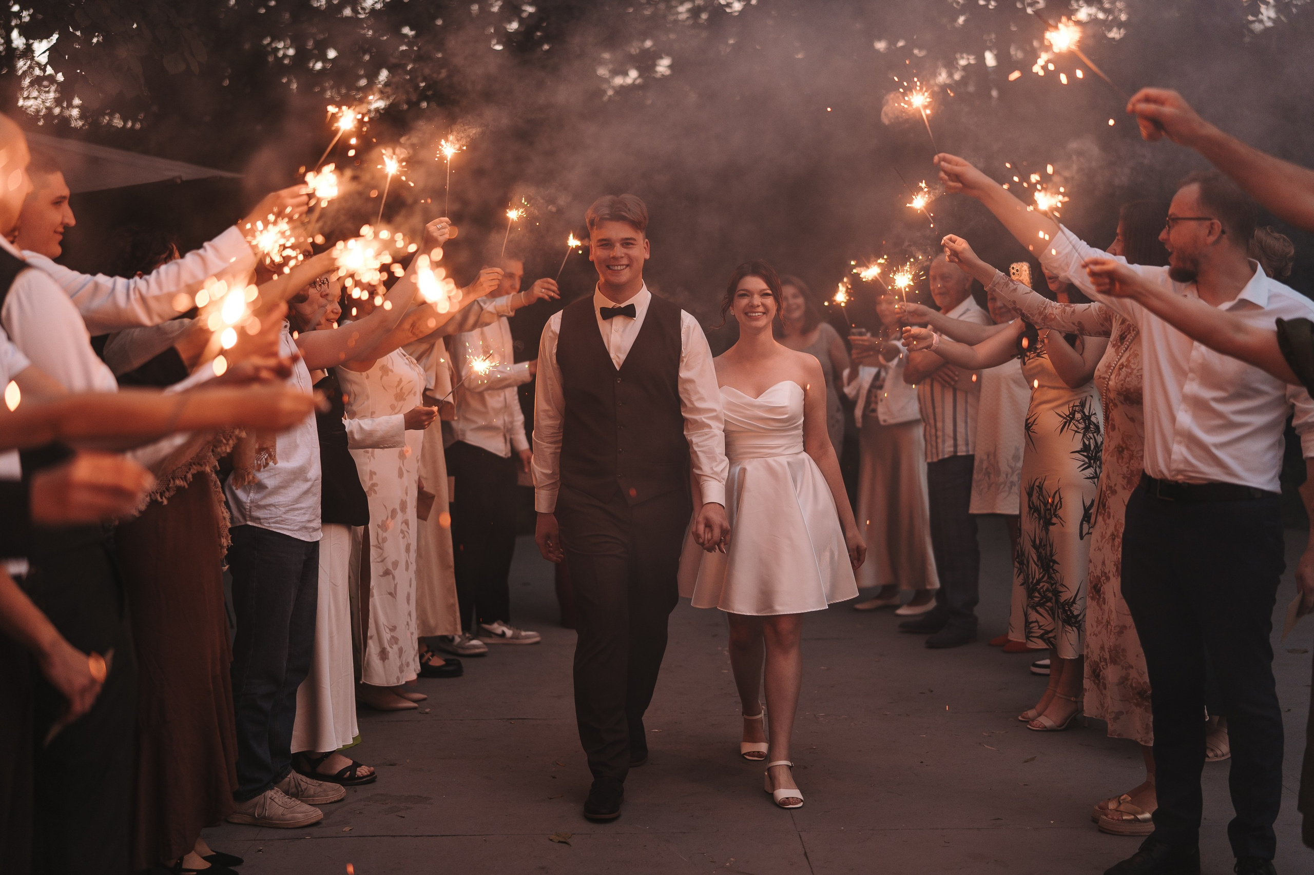 ВЕДУЩИЙ АЗАТ ГАЙСИН, ВИДЕОГРАФ ИЛЬНАР АХМАДУЛЛИН, ШАТЕР М5 ХОТИМ ЕДИМ