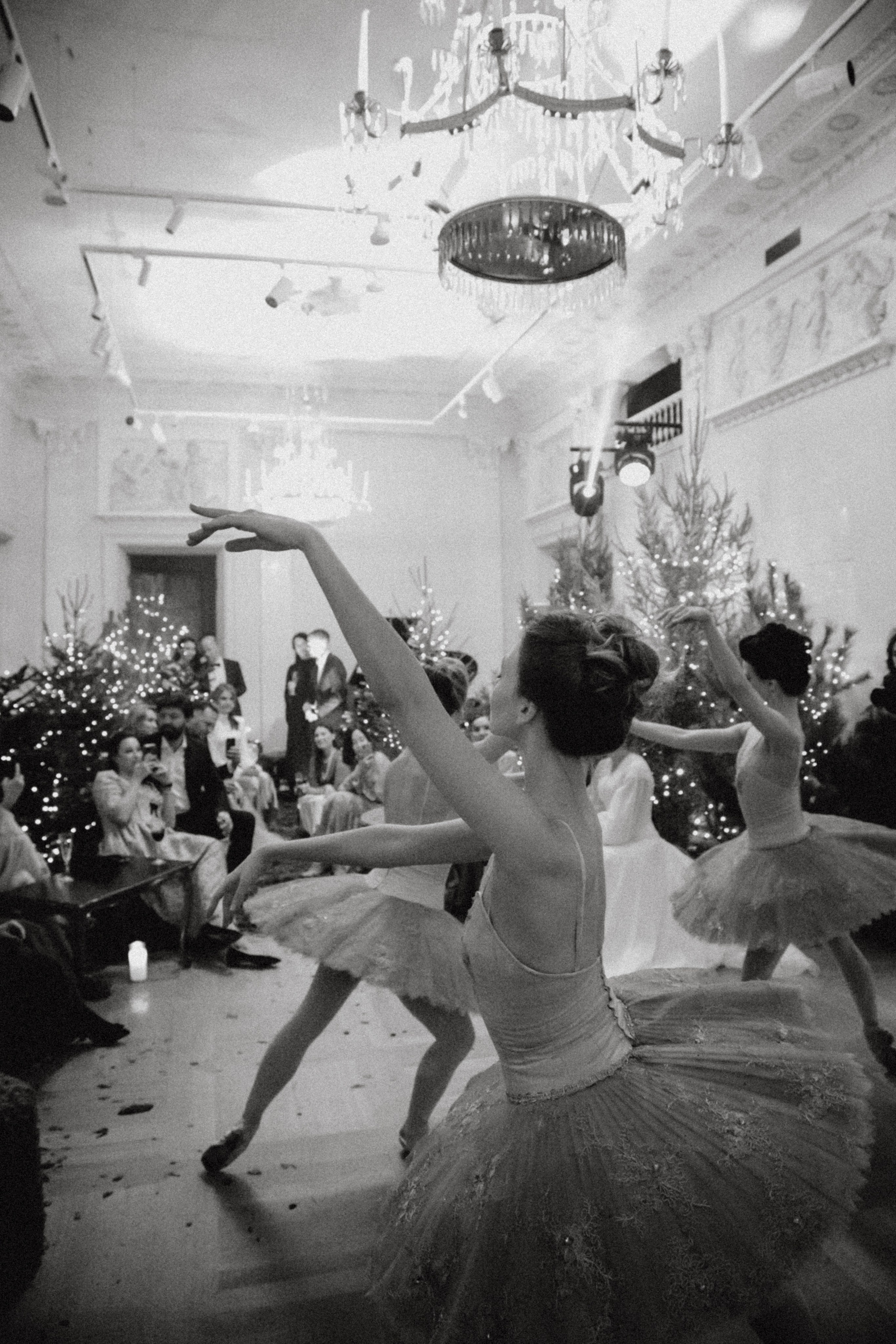 балерины на свадьбе