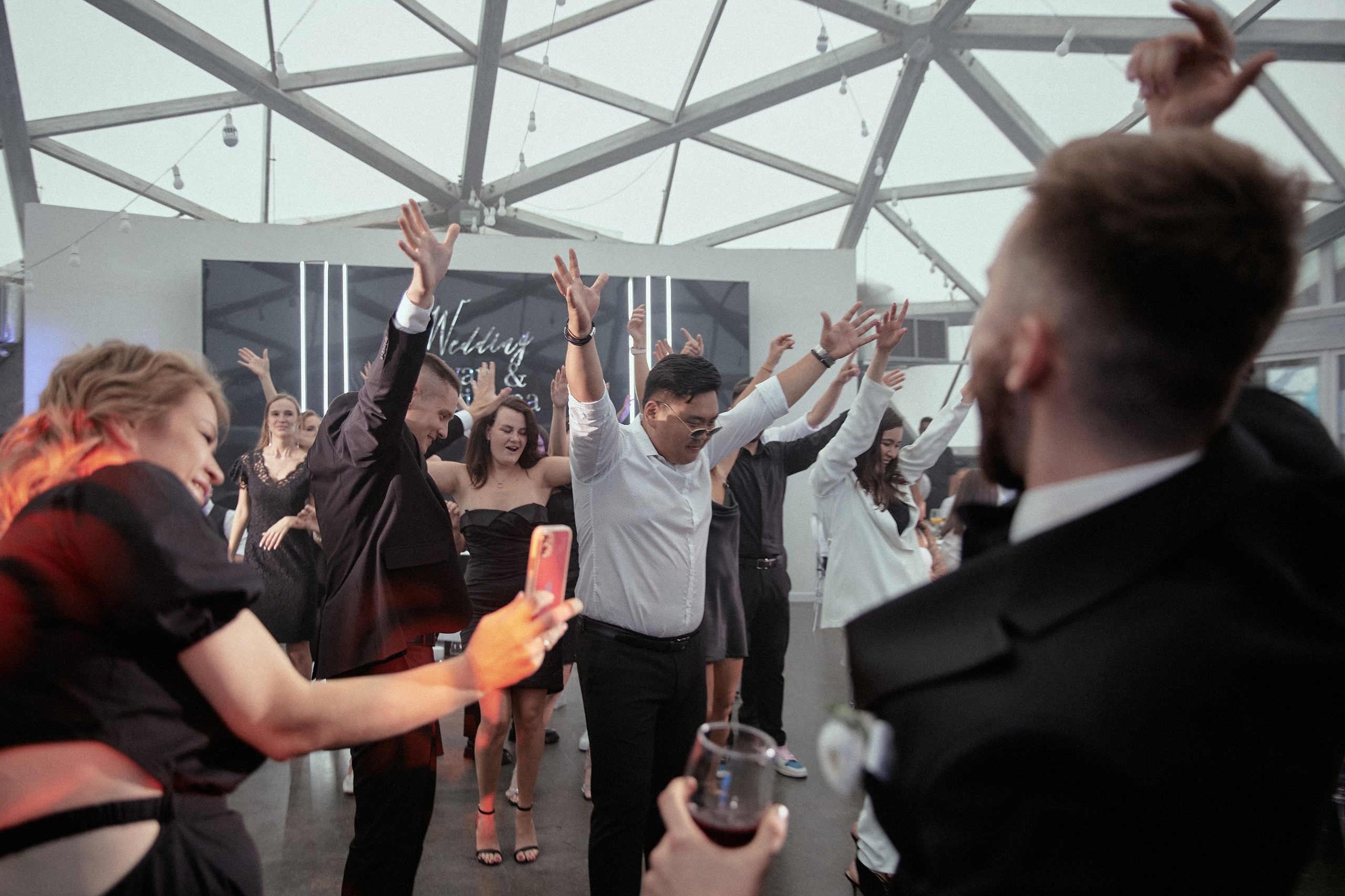 TOTAL BLACK. Дмитрий Мазуркевич: Профессиональный Репортажный Фотограф