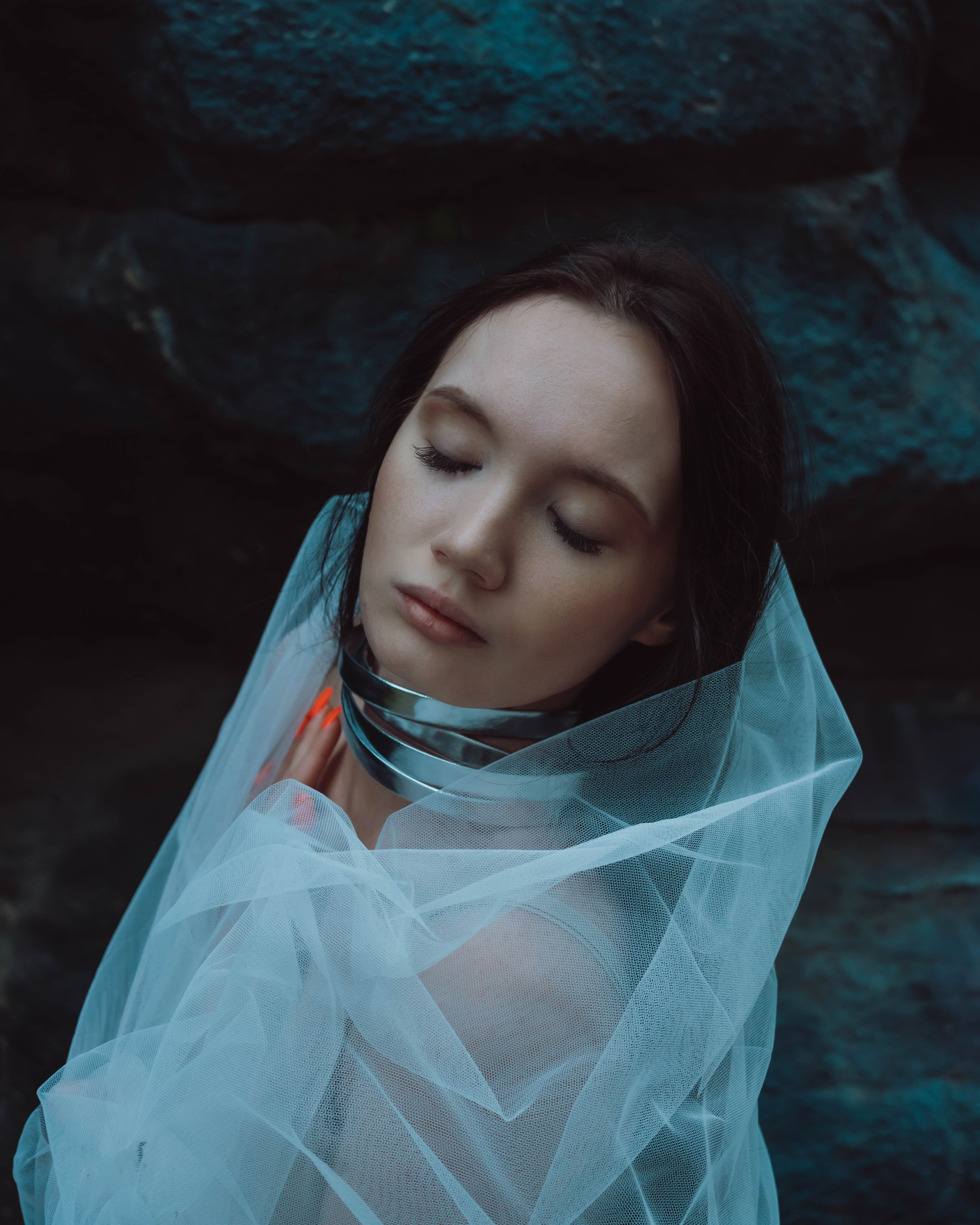 Креативная тематическая индивидуальная портретная съёмка. Фотограф Екатеринбург для вас или вашего бренда