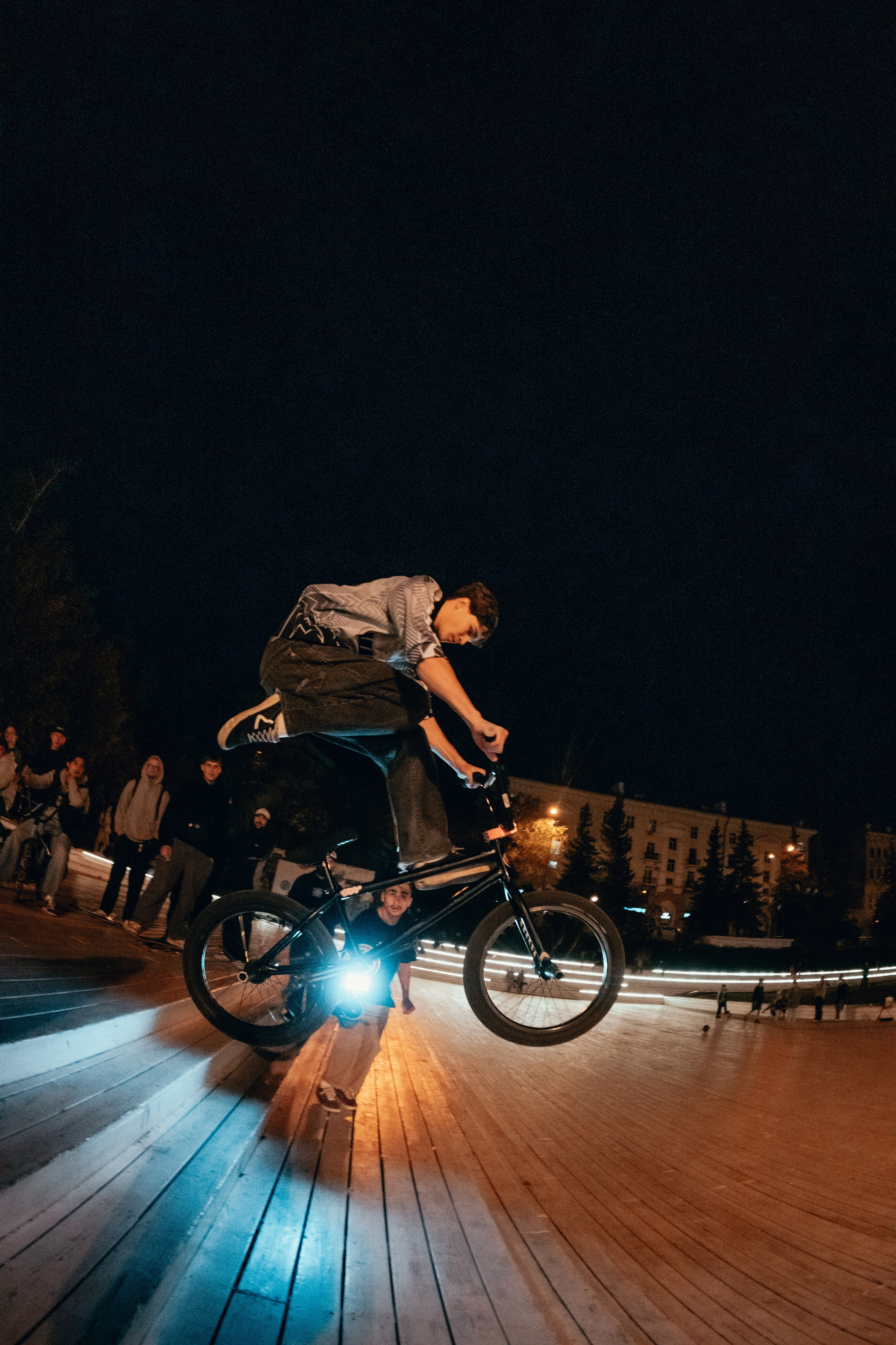Night ride. Главная