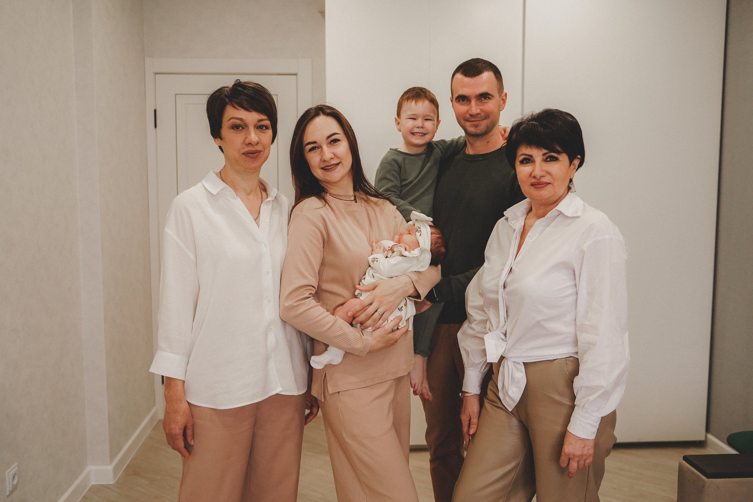 Домашняя фотосессия с младенцем. Семейный и женский фотограф в Краснодаре Анастасия Приймак