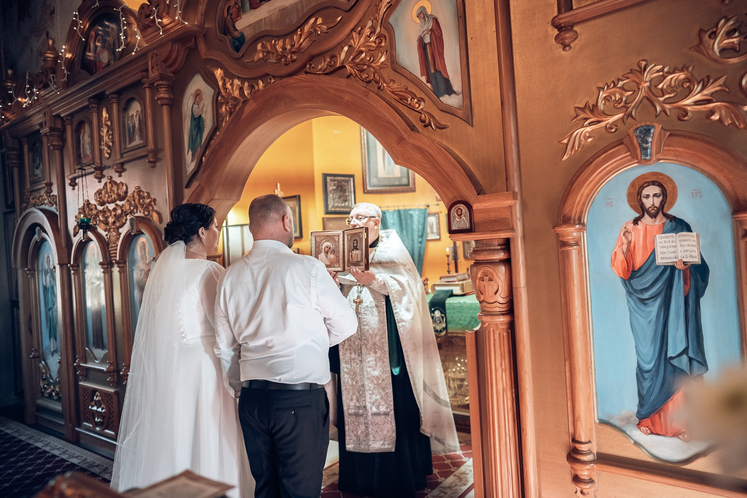 Венчание в храме Прп. Сергия Радонежского с. Орлиное. Церковный фотограф Севастополь