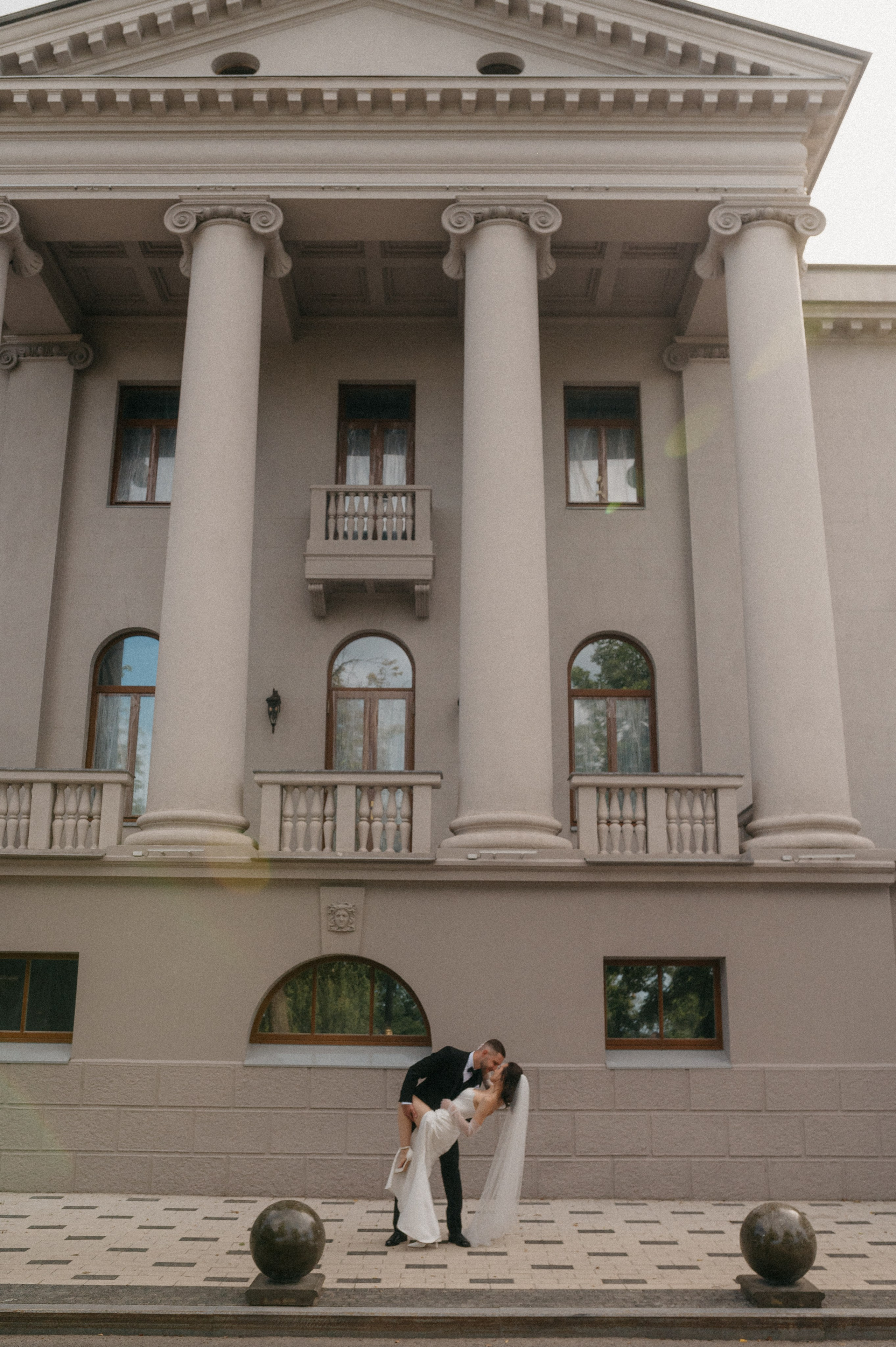 03.08.2024. RETOUCH-HOUSE