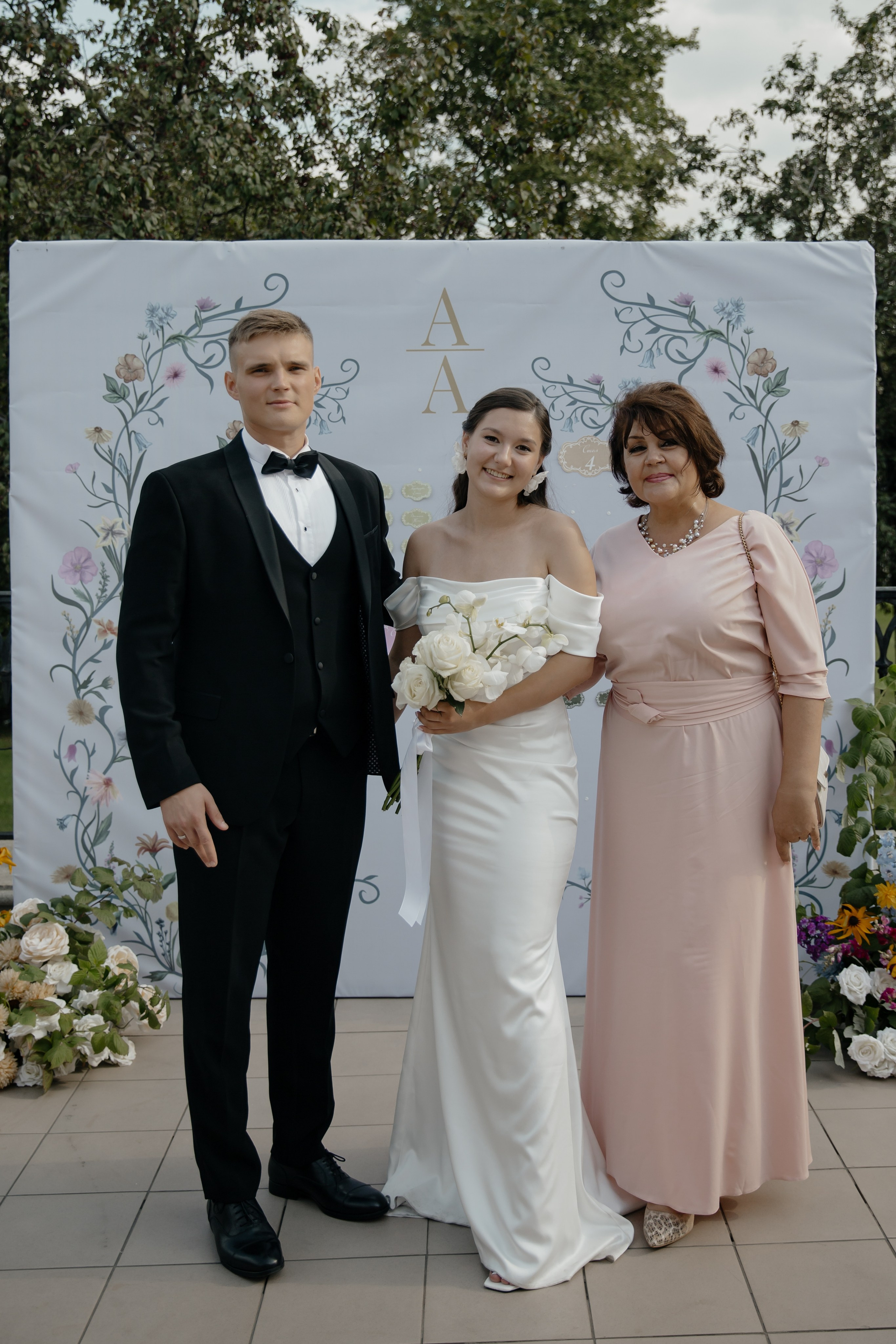 25.08.2024. RETOUCH-HOUSE