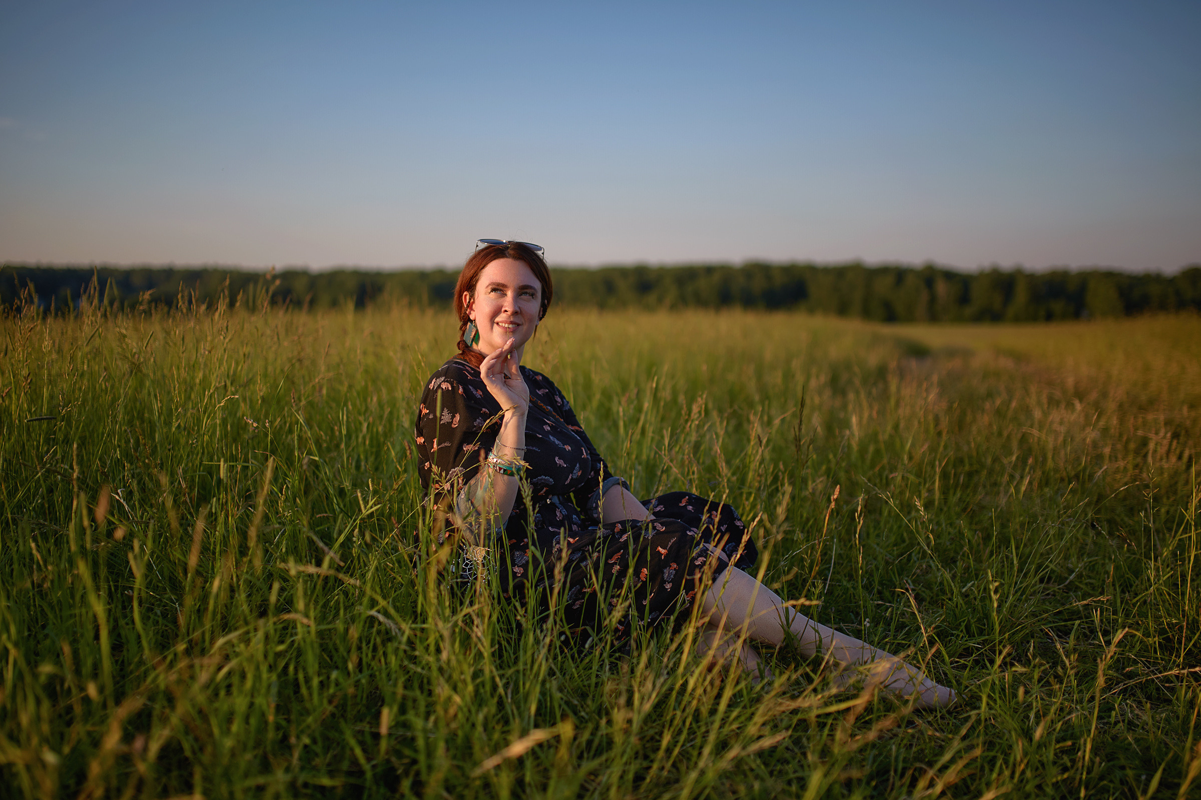 Небо, паралёт и девушка. Фотограф Роман Желтухин