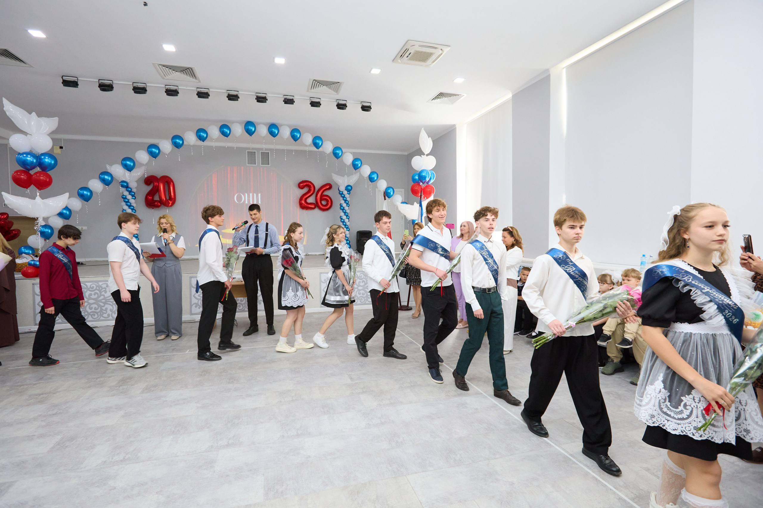 Последний звонок 6 шк 11А Саки. Фотограф в Крыму Светлана Викулова