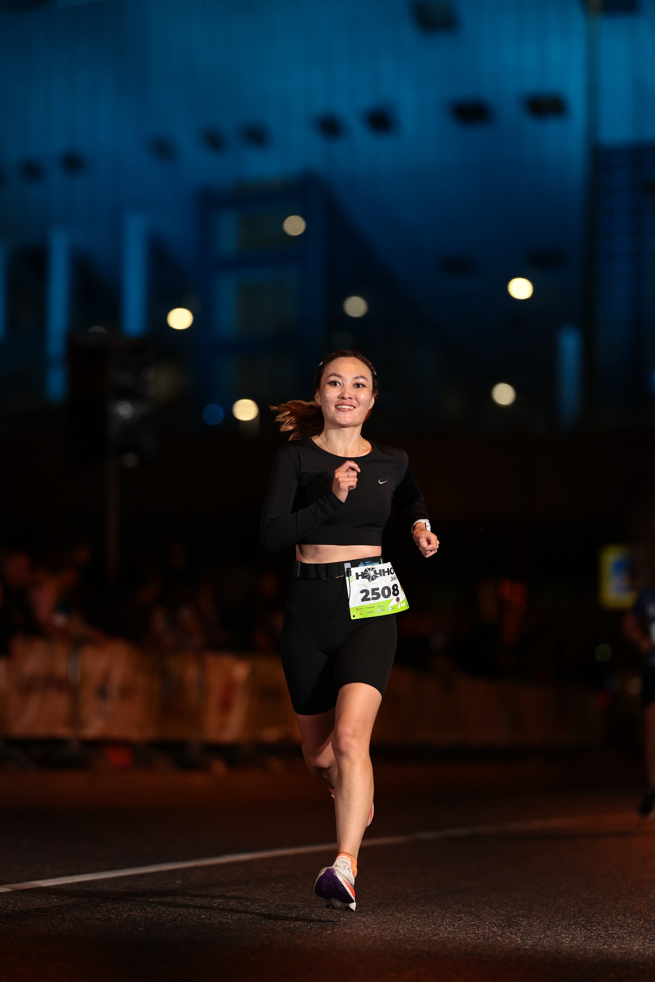 ПушкинРан ночной забег 2025. Спортивный фотограф в Санкт-Петербурге Илья Vacool