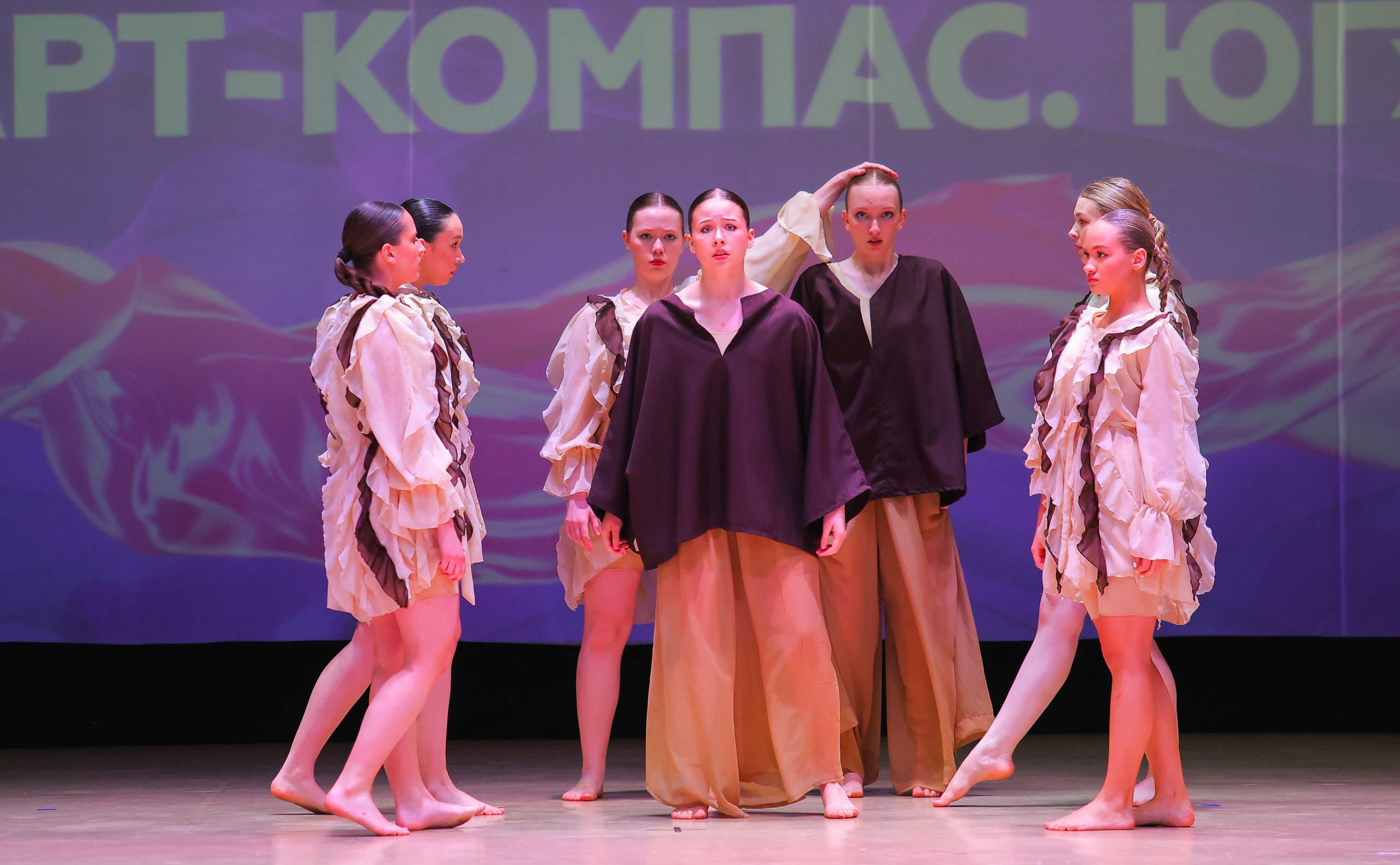 26.04.2025 Фестиваль хореографического искусства «АРТ-КОМПАС.ЮГ» г. Волгоград. Медиастудия Фото Концепт