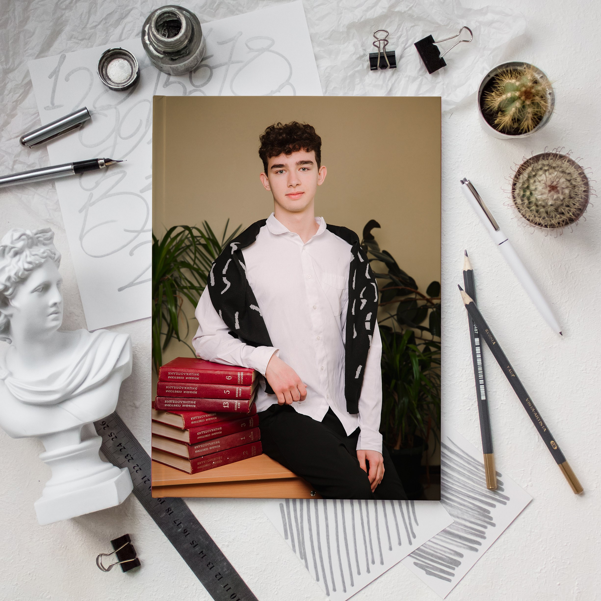 Книга 8 страниц старшая школа. Выпускные альбомы Натальи Бутко: Новороссийск, Анапа, Геленджик