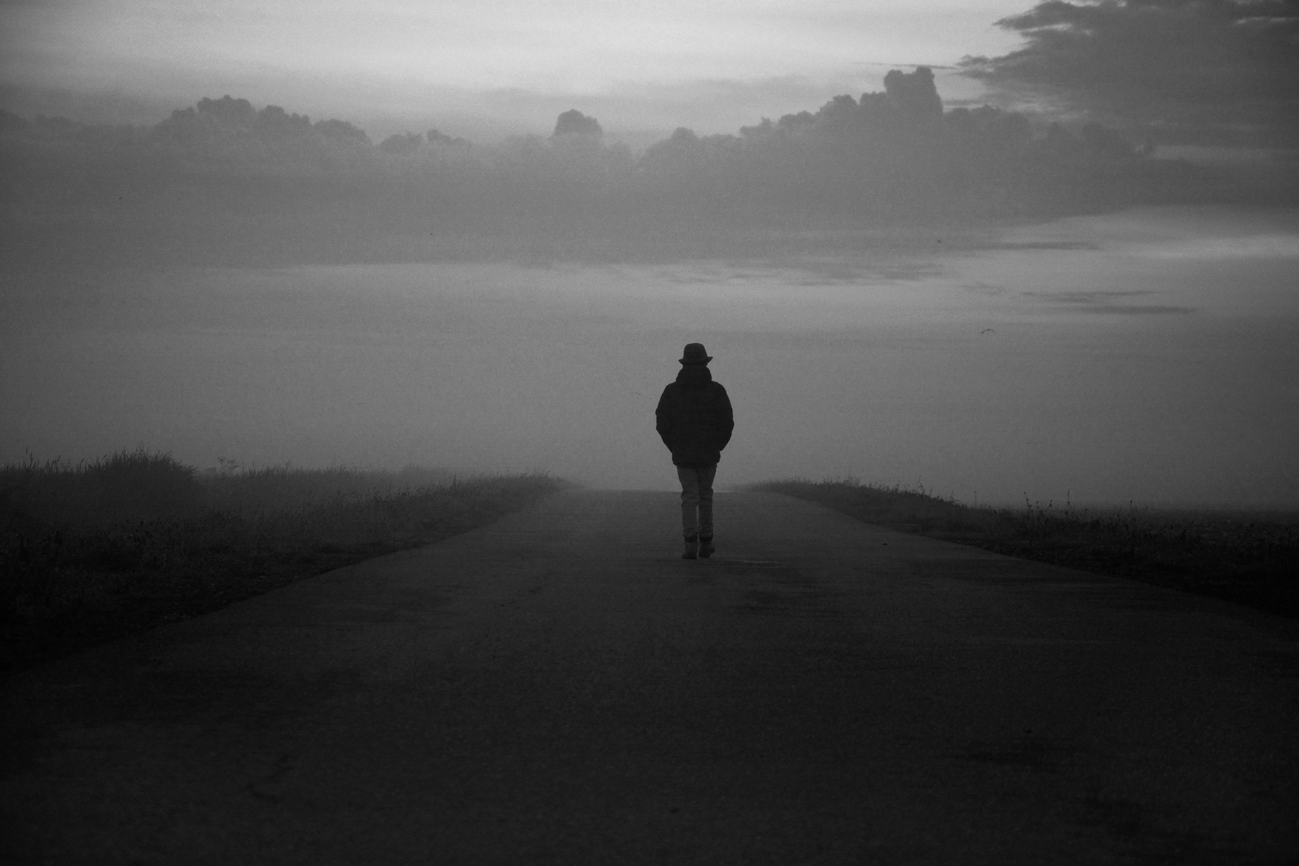 За завесой тумана: Зримое и Незримое. Главная