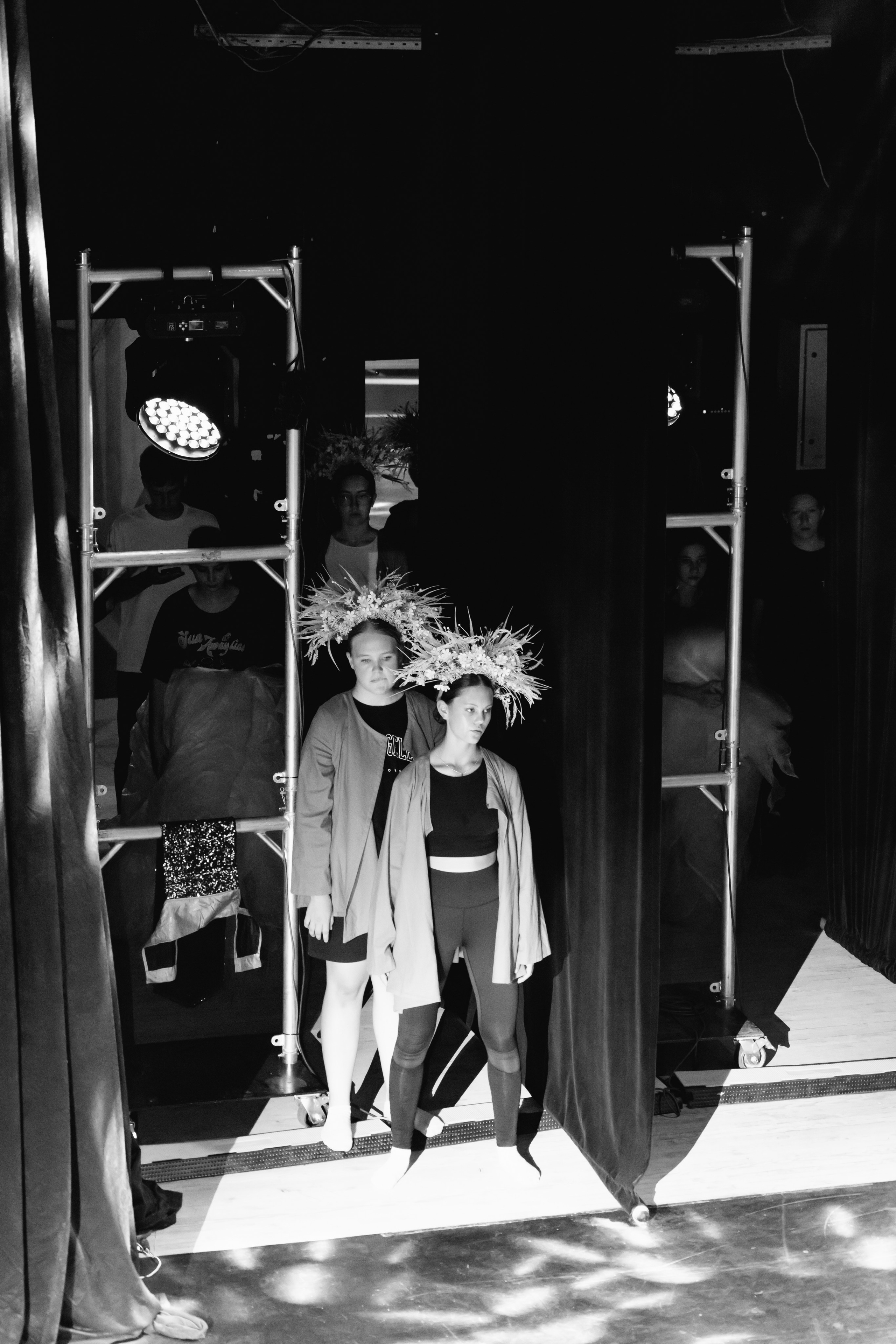 Backstage. Занимаюсь профессиональной фотографией и живу рядом с Байкалом. Работаю в разных жанрах