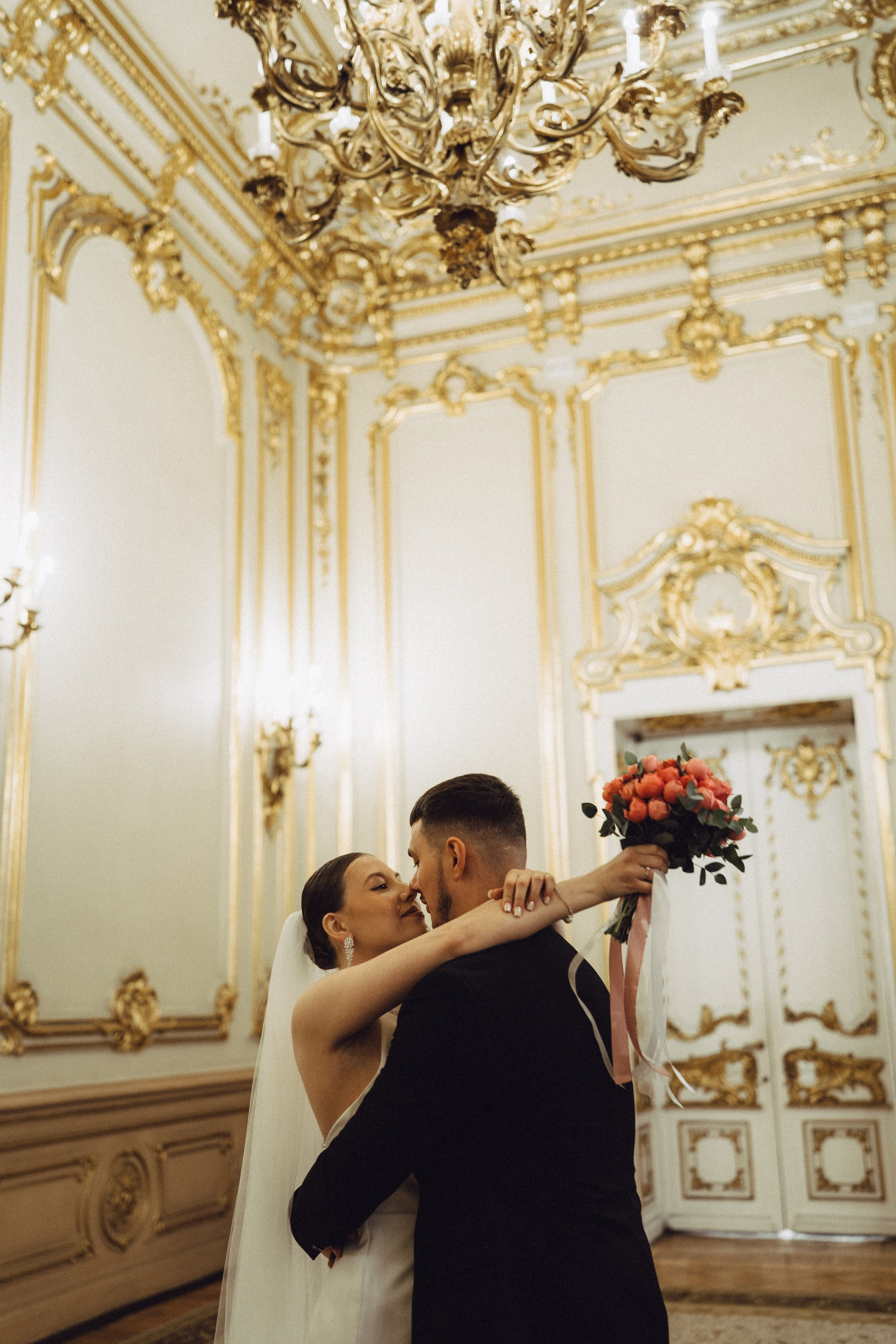 СВАДЕБНАЯ СЬЕМКА В ПЕВОМ ДВОРЦЕ БРАКОСОЧЕТАНИЯ. Профессиональный фотограф, Санкт-Петербург — Виктория Богомолова