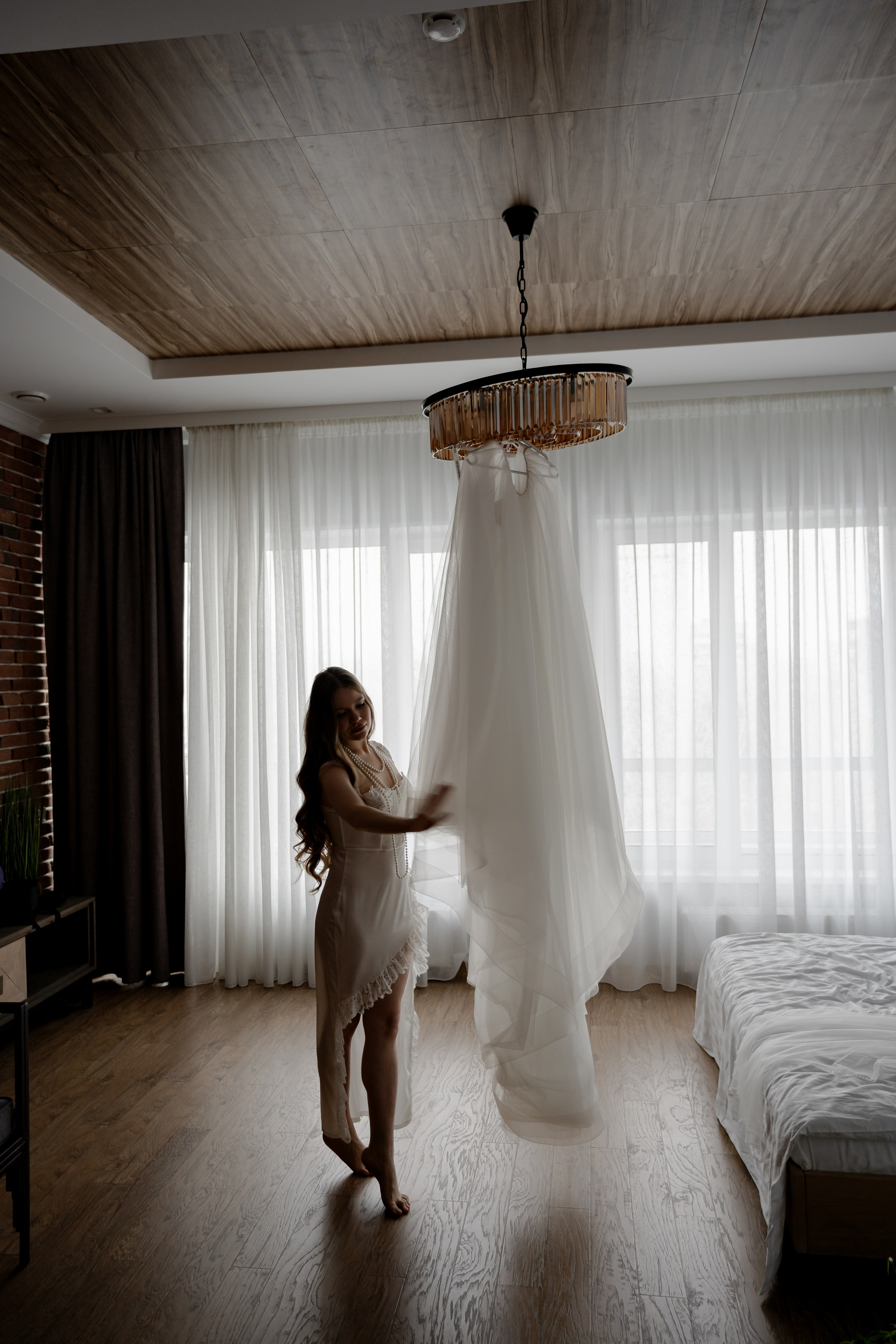 СВАДЕБНАЯ СЬЕМКА СБОРОВ В ОТЕЛЕ И ВЫЕЗД НА ЦЕРЕМОНИЮ (СНЯТО В СИБИРЕ В НИЖНЕВАРТОВСКЕ). Профессиональный фотограф, Санкт-Петербург — Виктория Богомолова