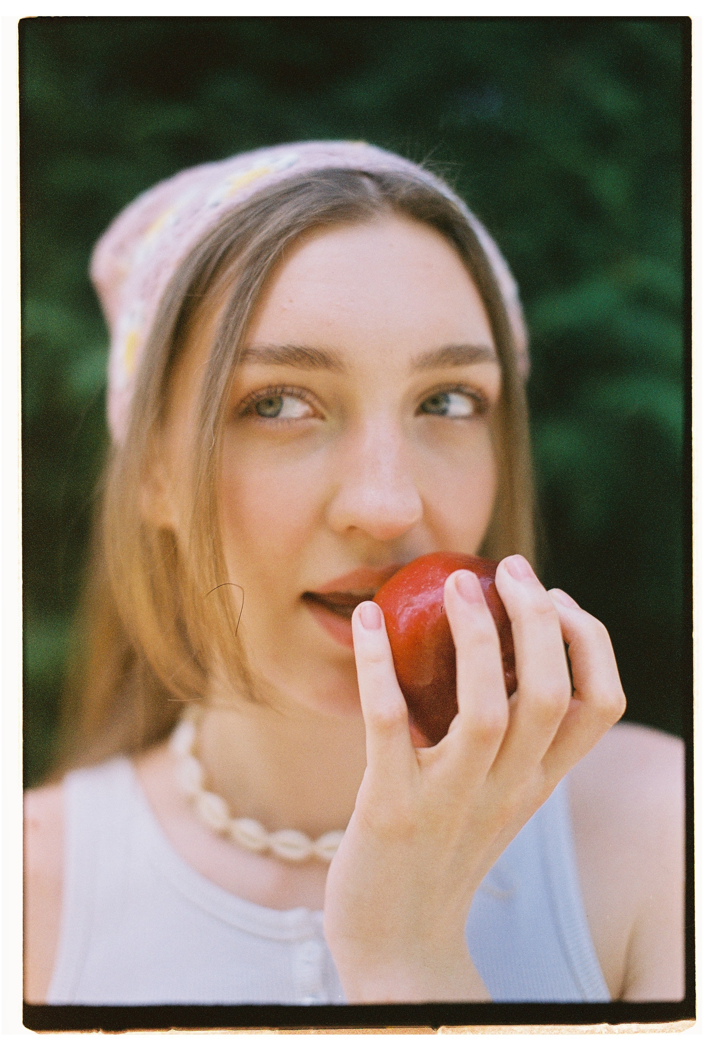 Пленочная фотосессия Москва. Персональный и репортажный фотограф в Москве Соня Пичугина