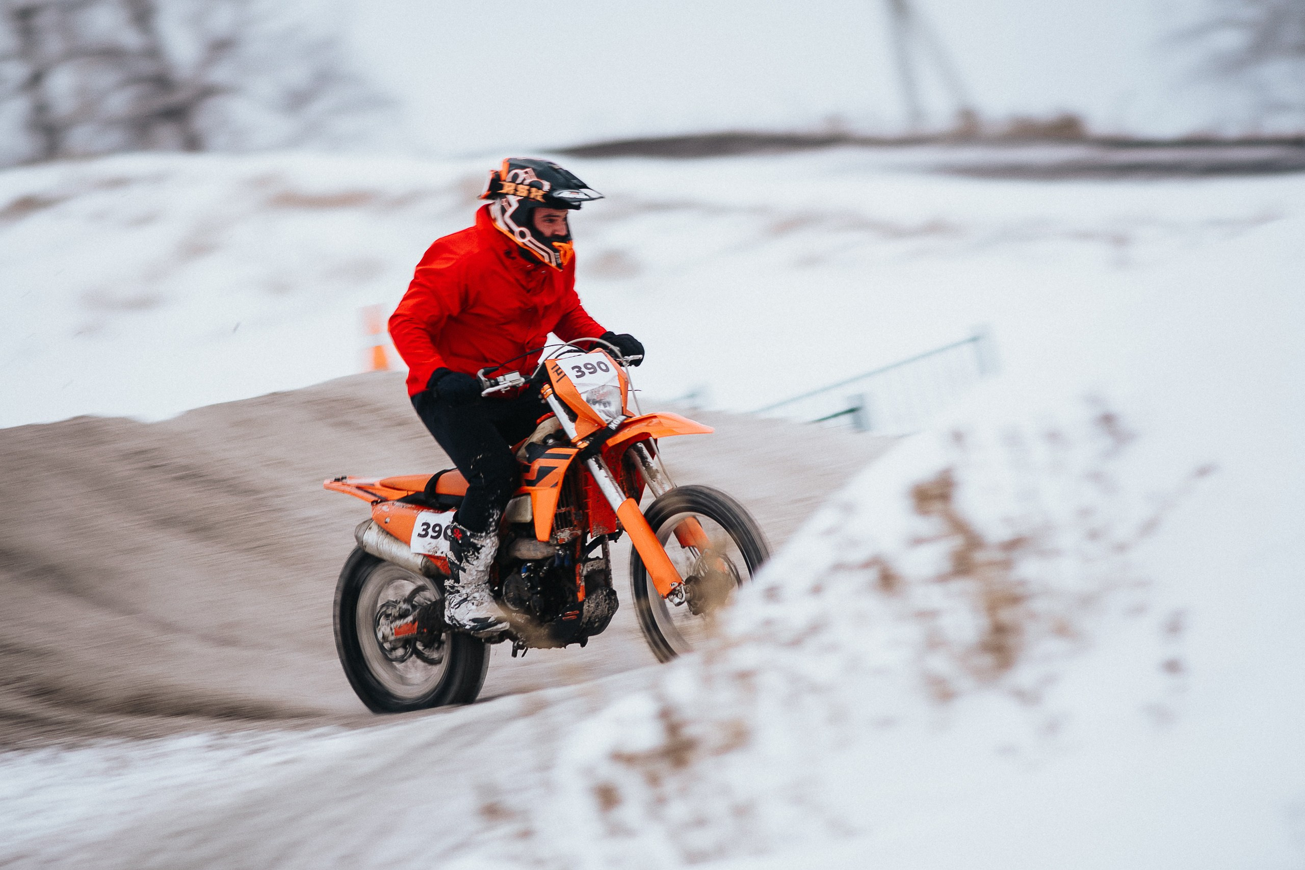 29.12.2024 — Праздничная тренировка на мотоциклетной трассе Люскус. Репортажный фотограф в Кемерово