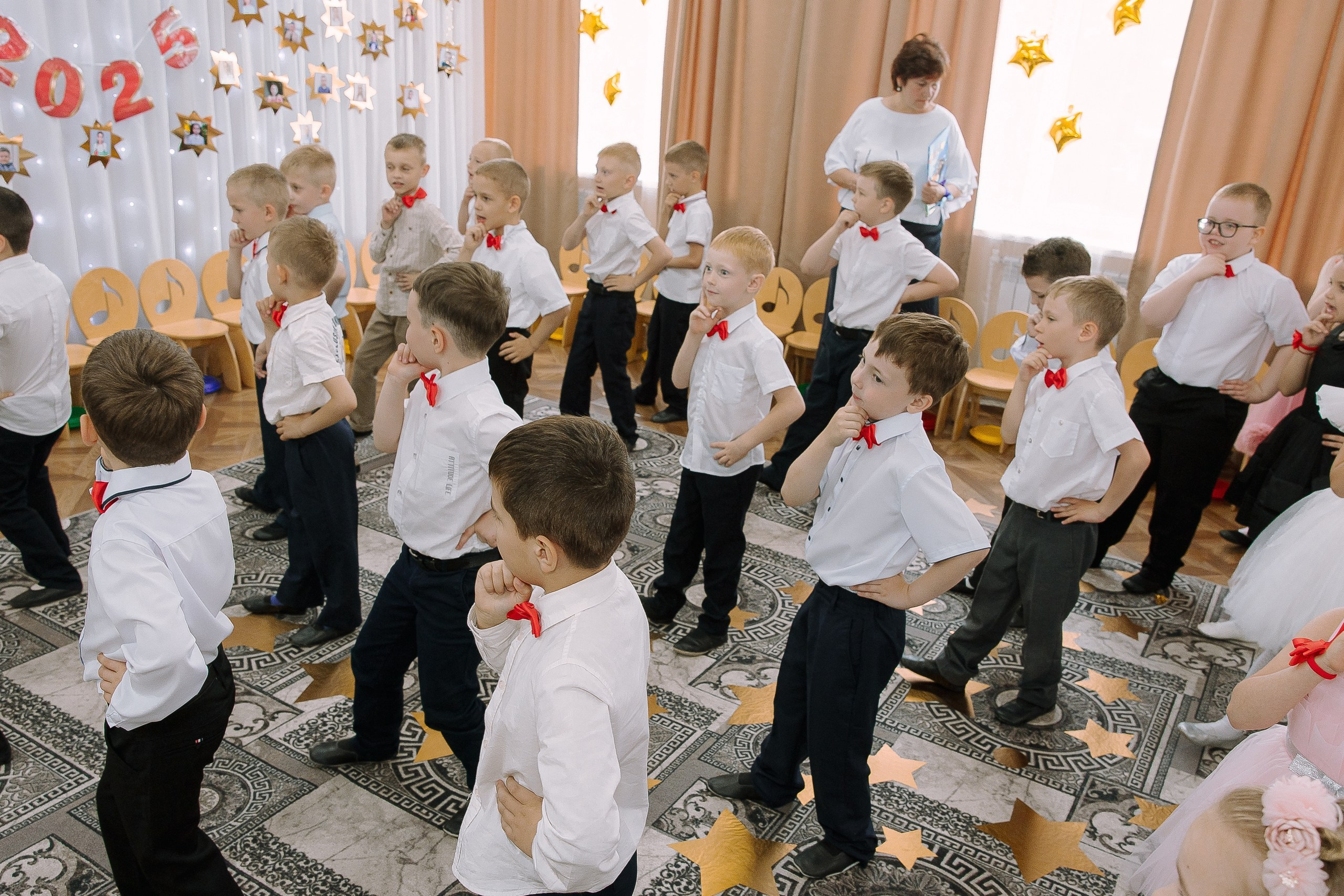 Выпускной в ДС 26. Выпускные альбомы Натальи Бутко: Новороссийск, Анапа, Геленджик