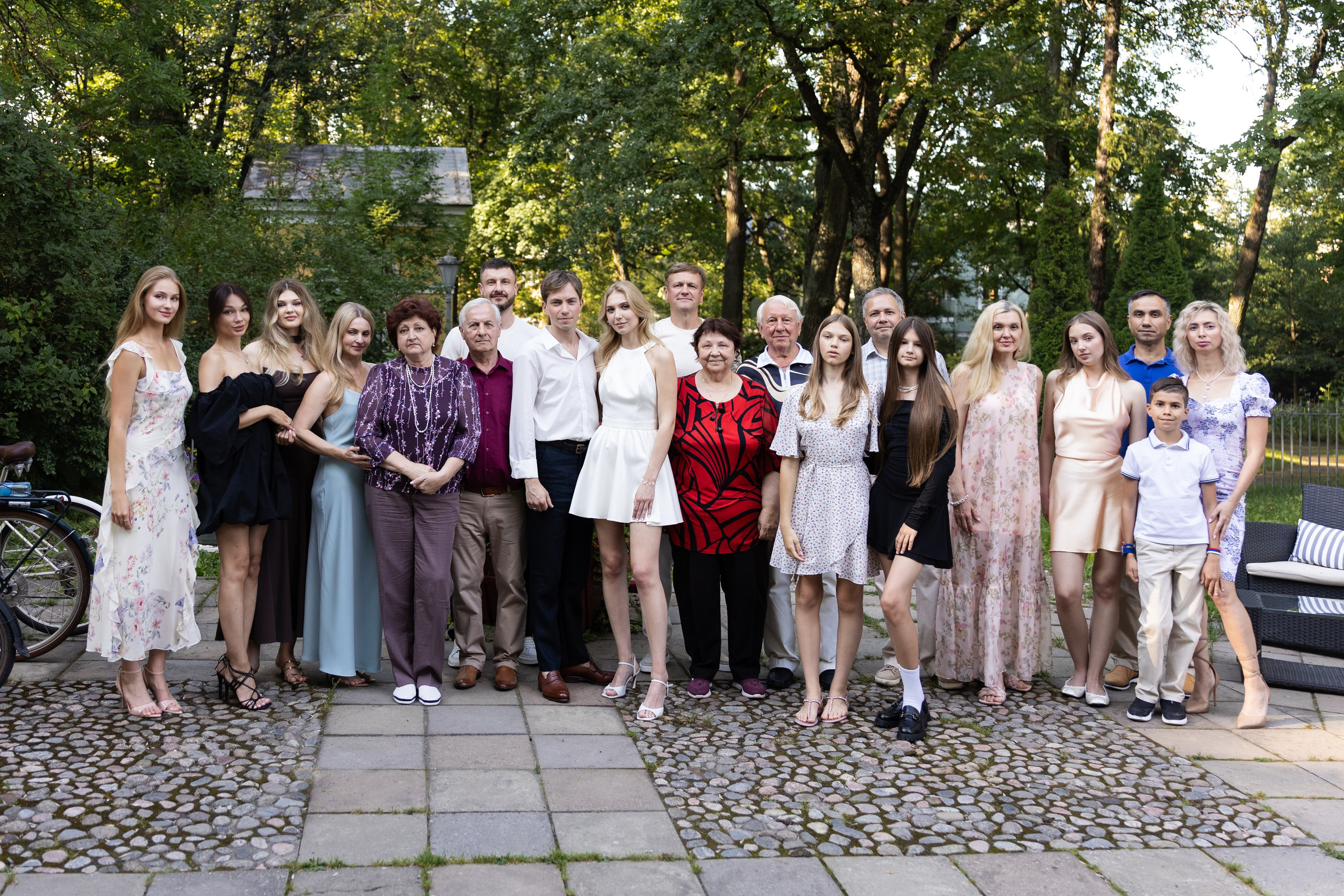 Большая семейная фотосессия. Фотограф Артем Бросов в Санкт-Петербурге и Дубае