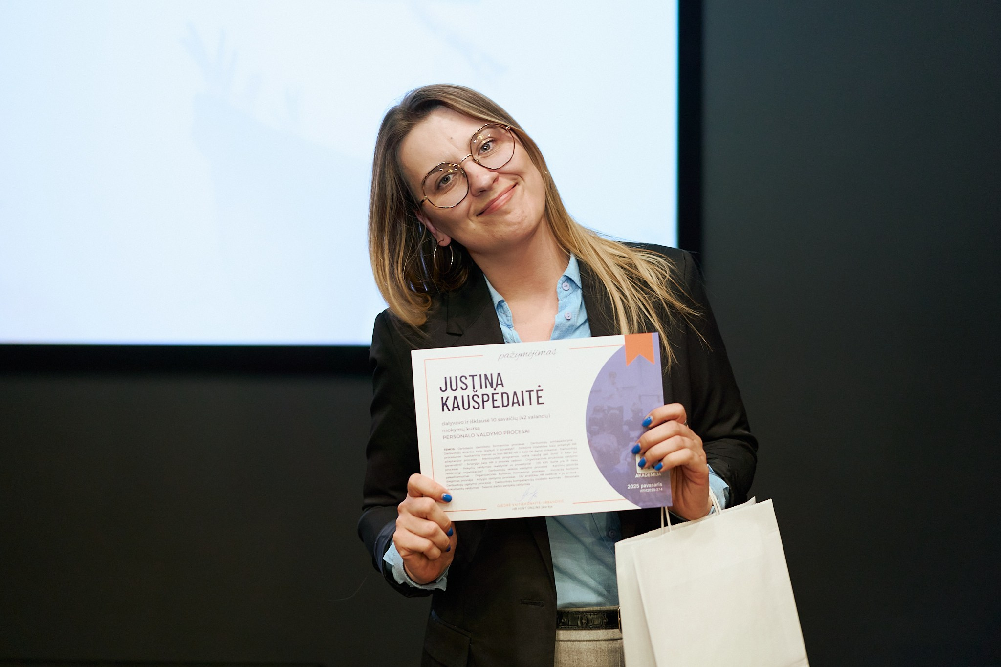 HR Hint Online. Photographer in Vilnius