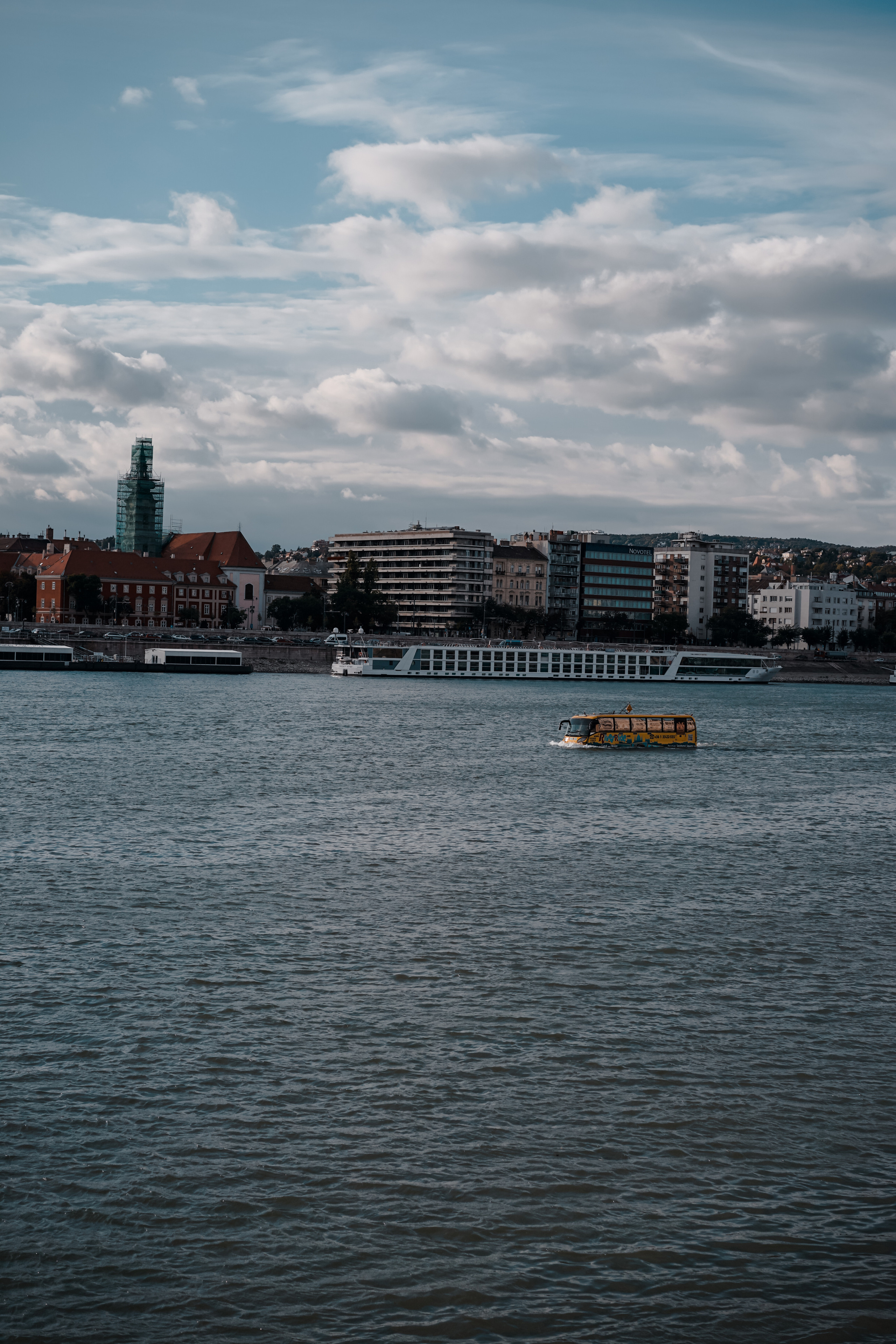Hungary. Photograph and videograph in Israel