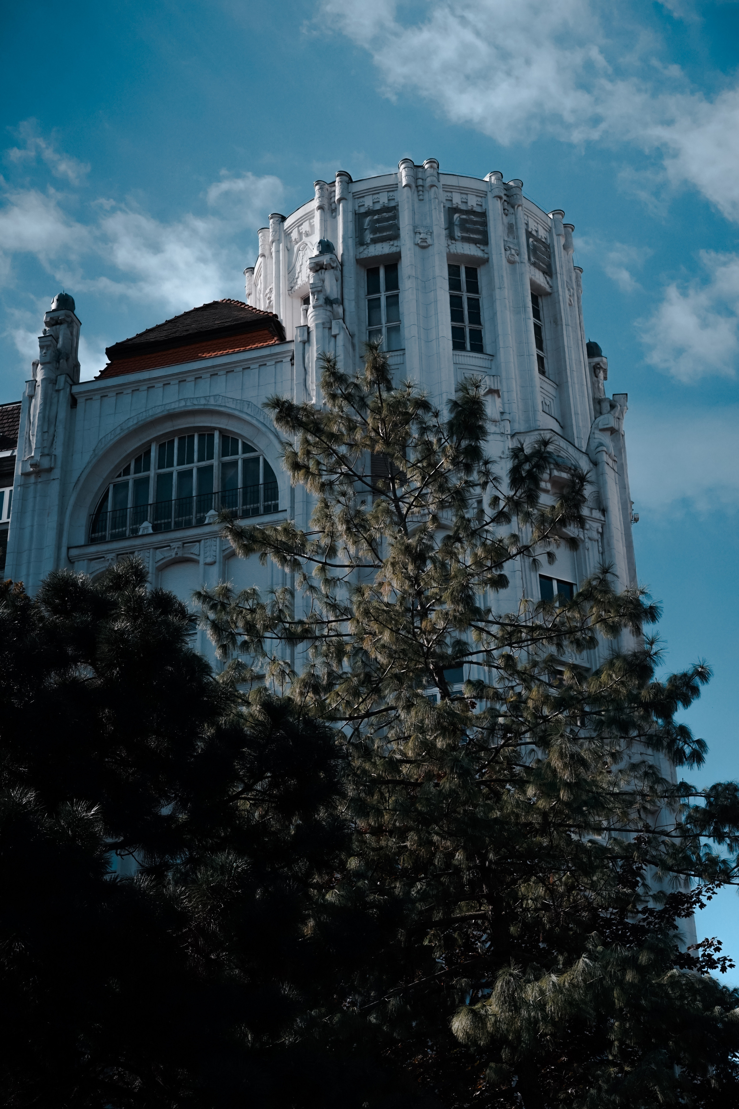 Hungary. Photograph and videograph in Israel